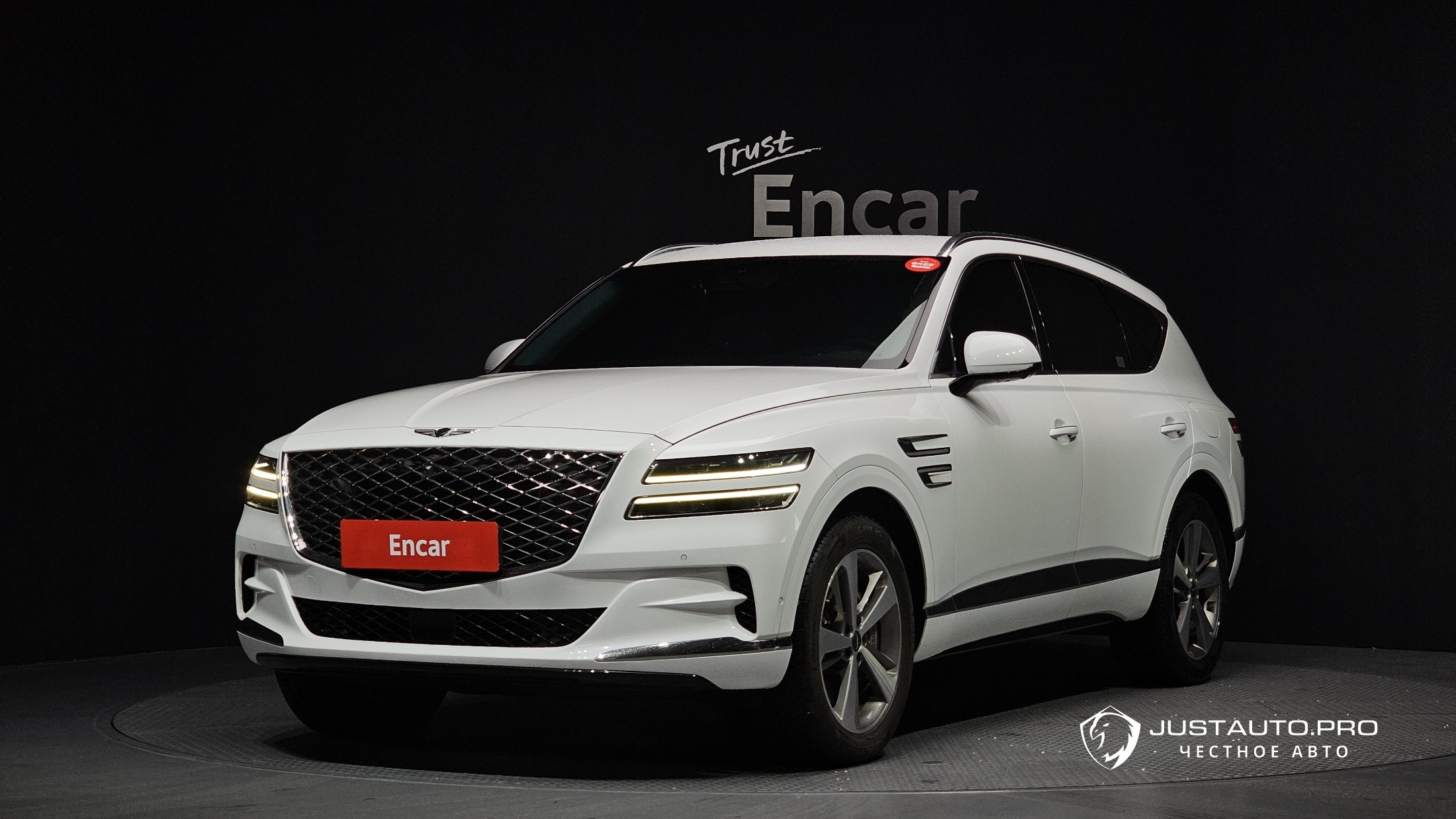 Автомобиль Genesis GV80