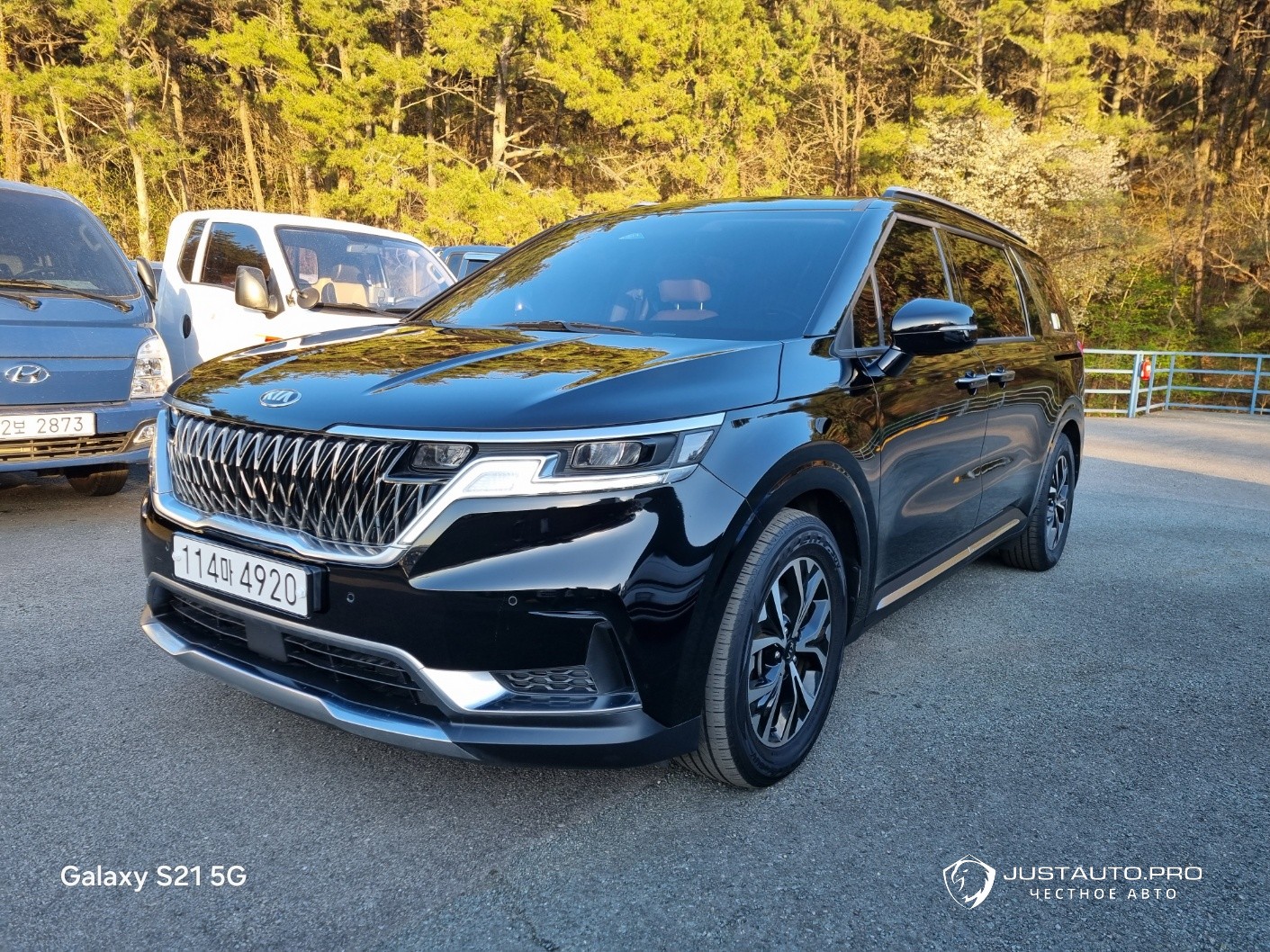 Автомобиль Kia Canival