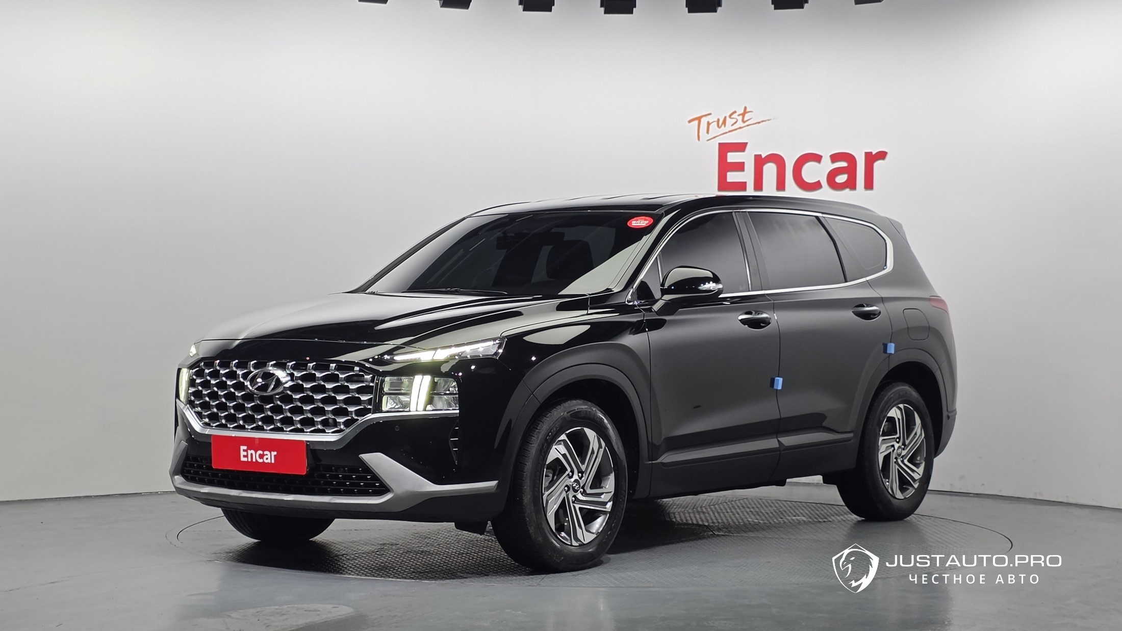 Автомобиль Hyundai Santafe