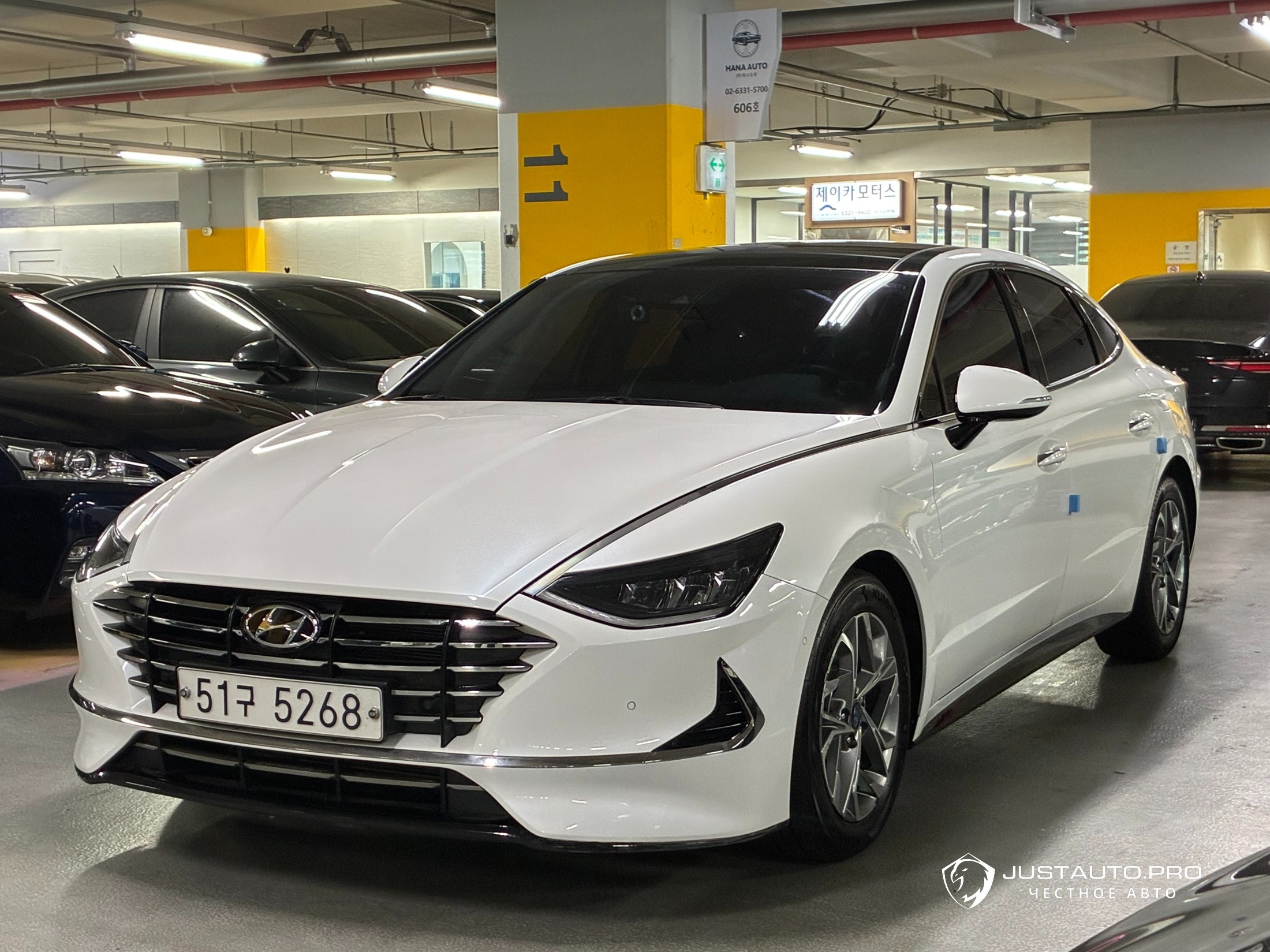 Автомобиль Hyundai Sonata