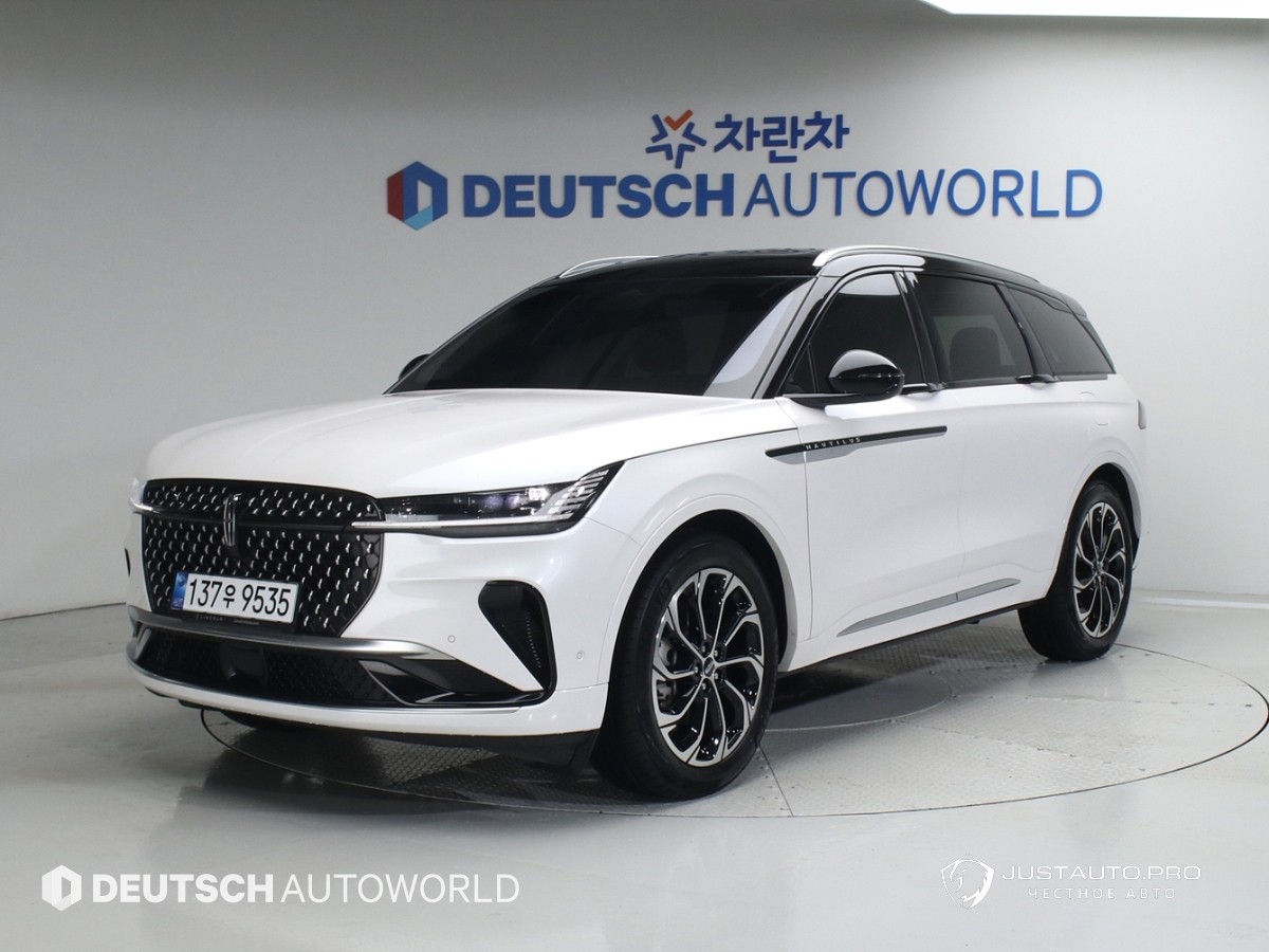 Автомобиль Lincoln Nautilus