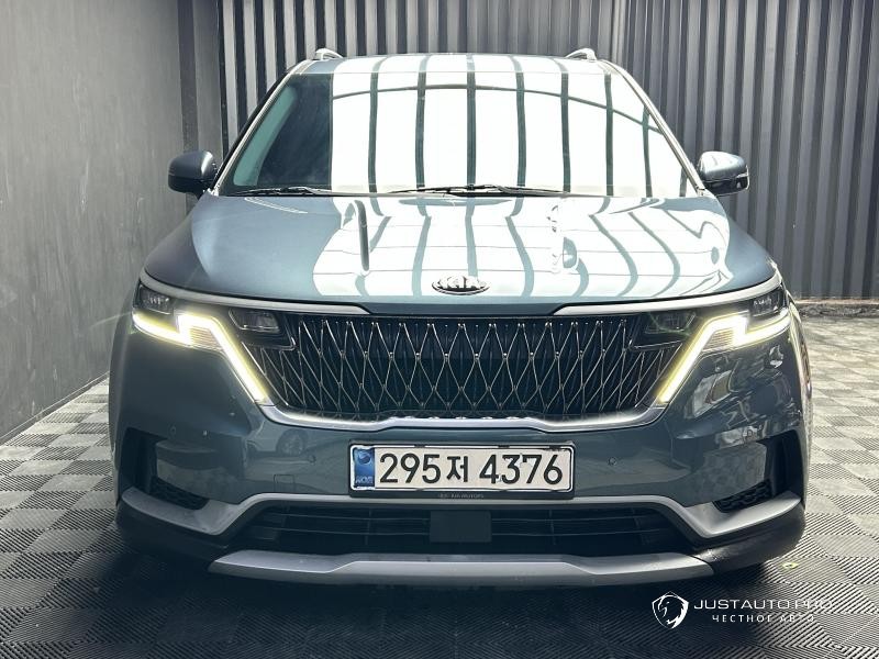 Автомобиль Kia Canival