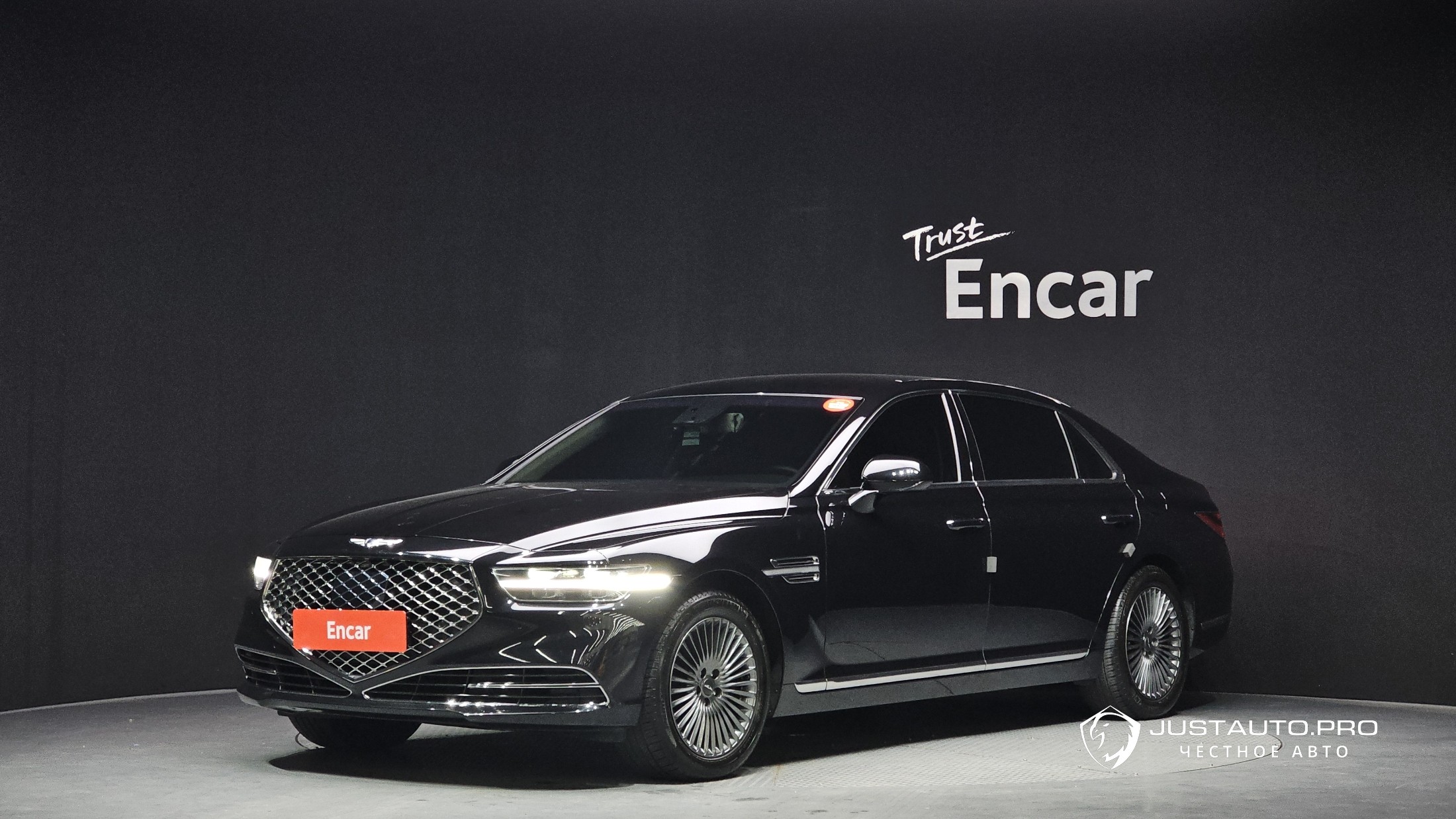 Автомобиль Genesis G90
