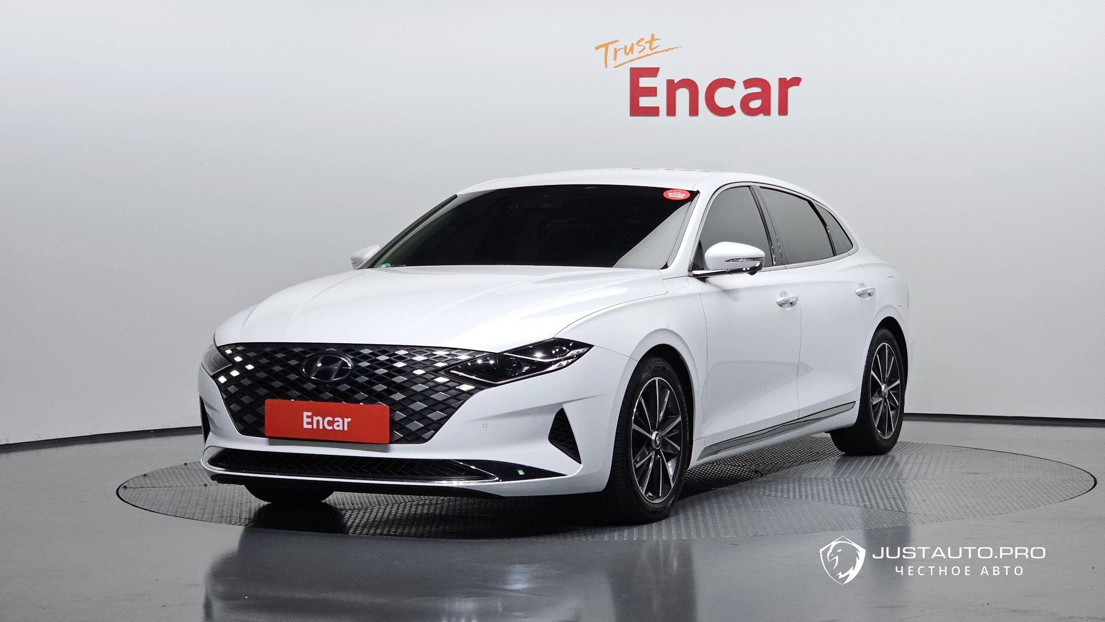Автомобиль Hyundai Grandeur
