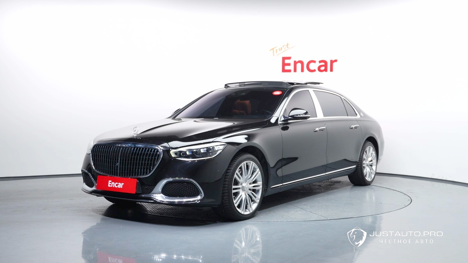 Автомобиль Mercedes-Benz S-Class