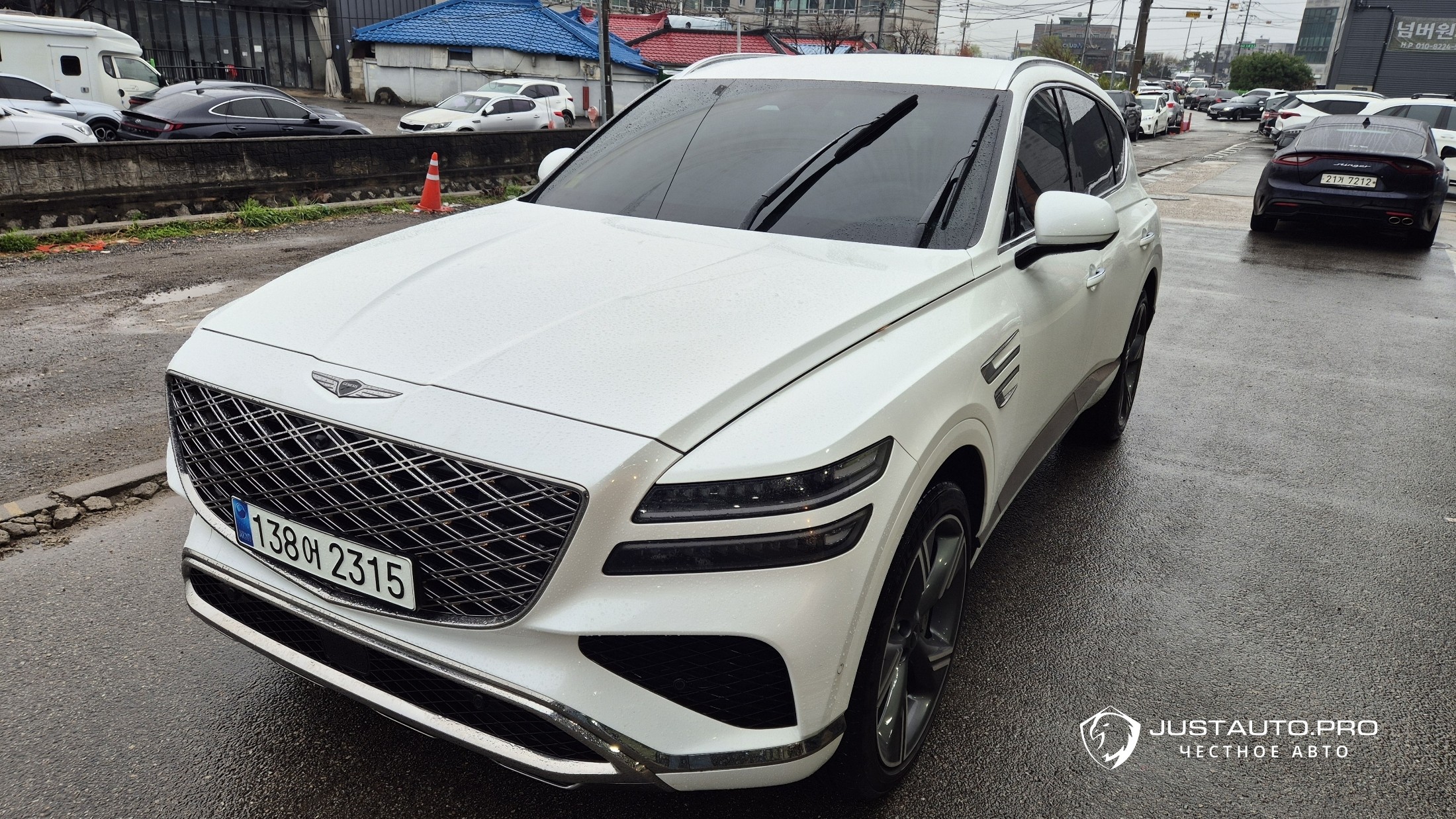 Автомобиль Genesis GV80
