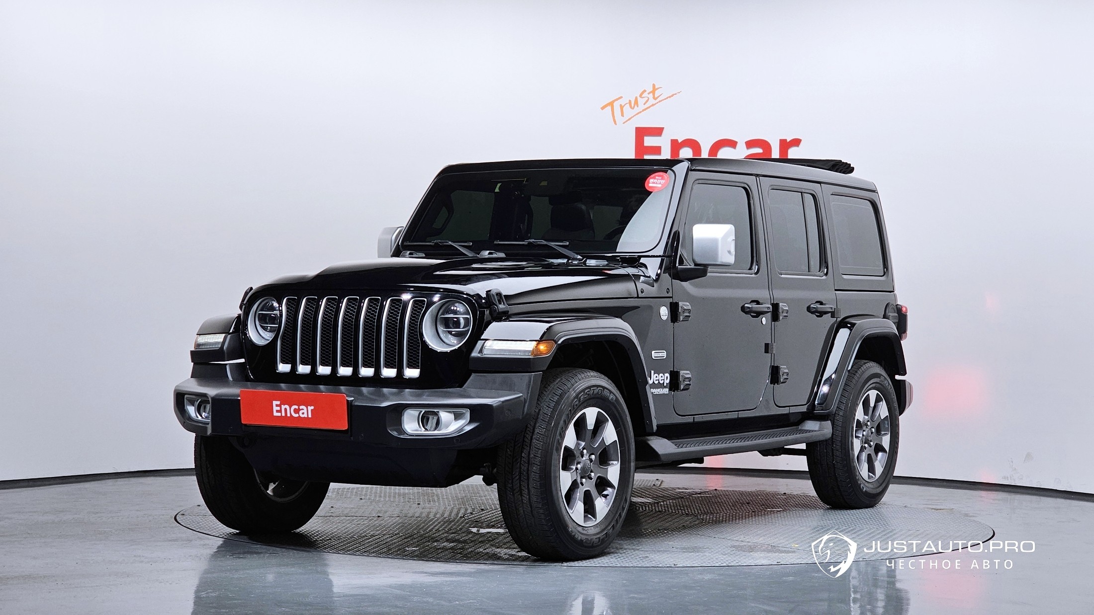 Автомобиль Jeep Wrangler