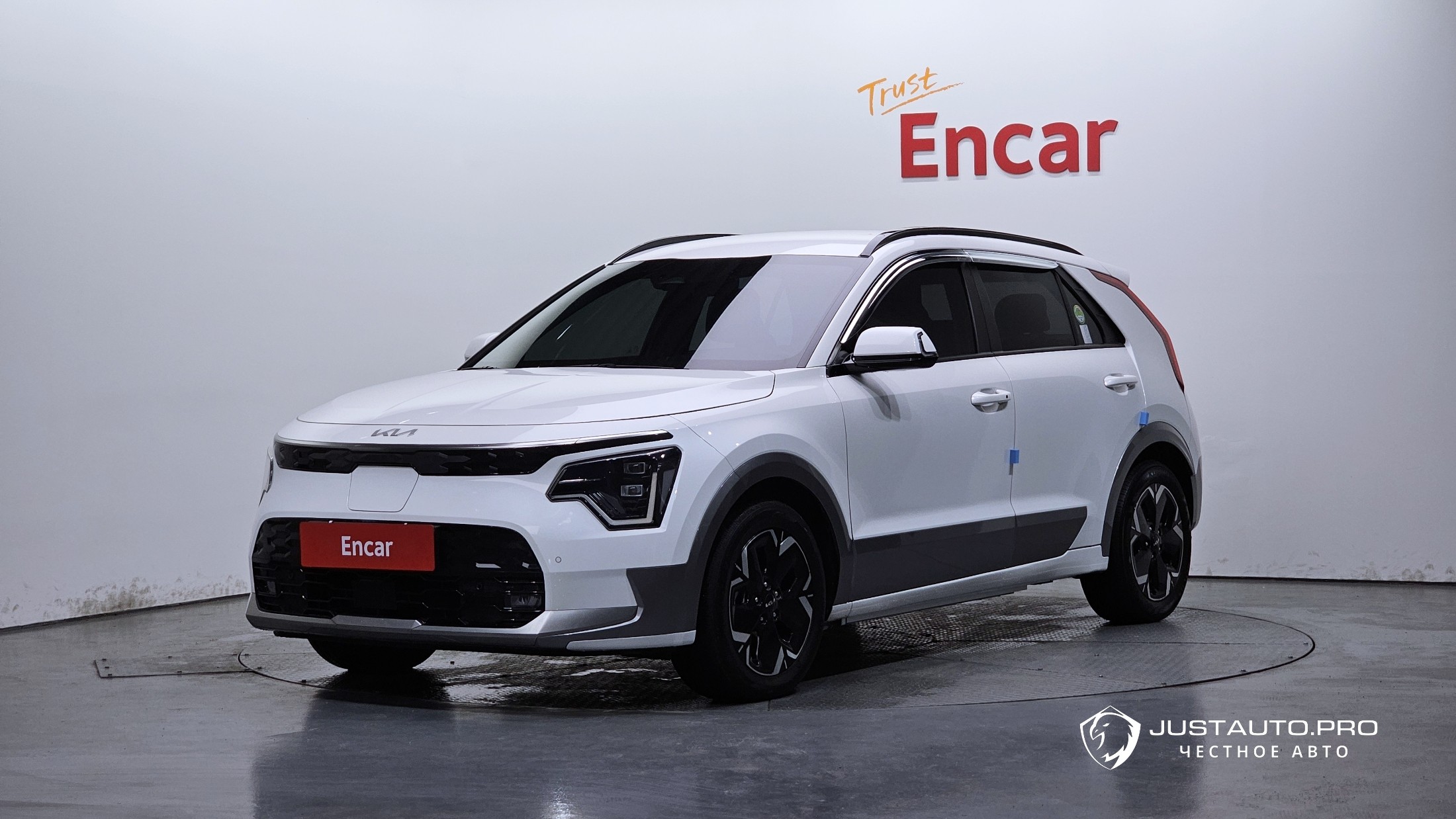 Автомобиль Kia Niro