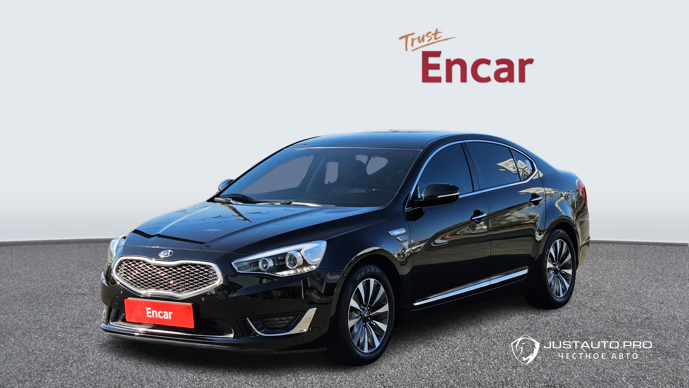 Автомобиль Kia K7