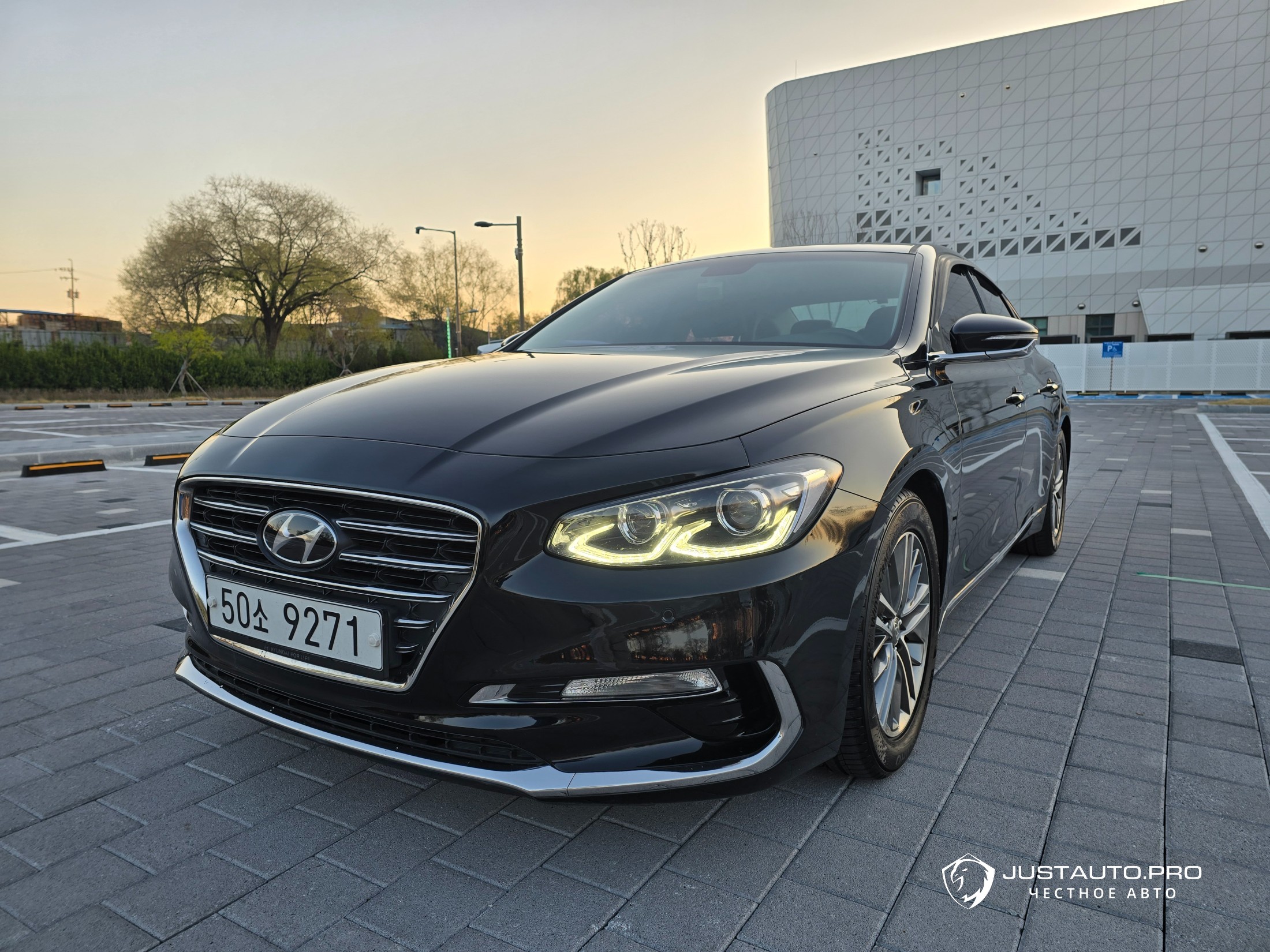 Автомобиль Hyundai Grandeur