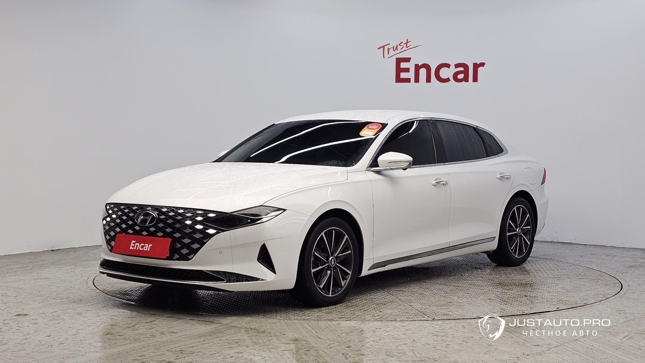 Автомобиль Hyundai Grandeur