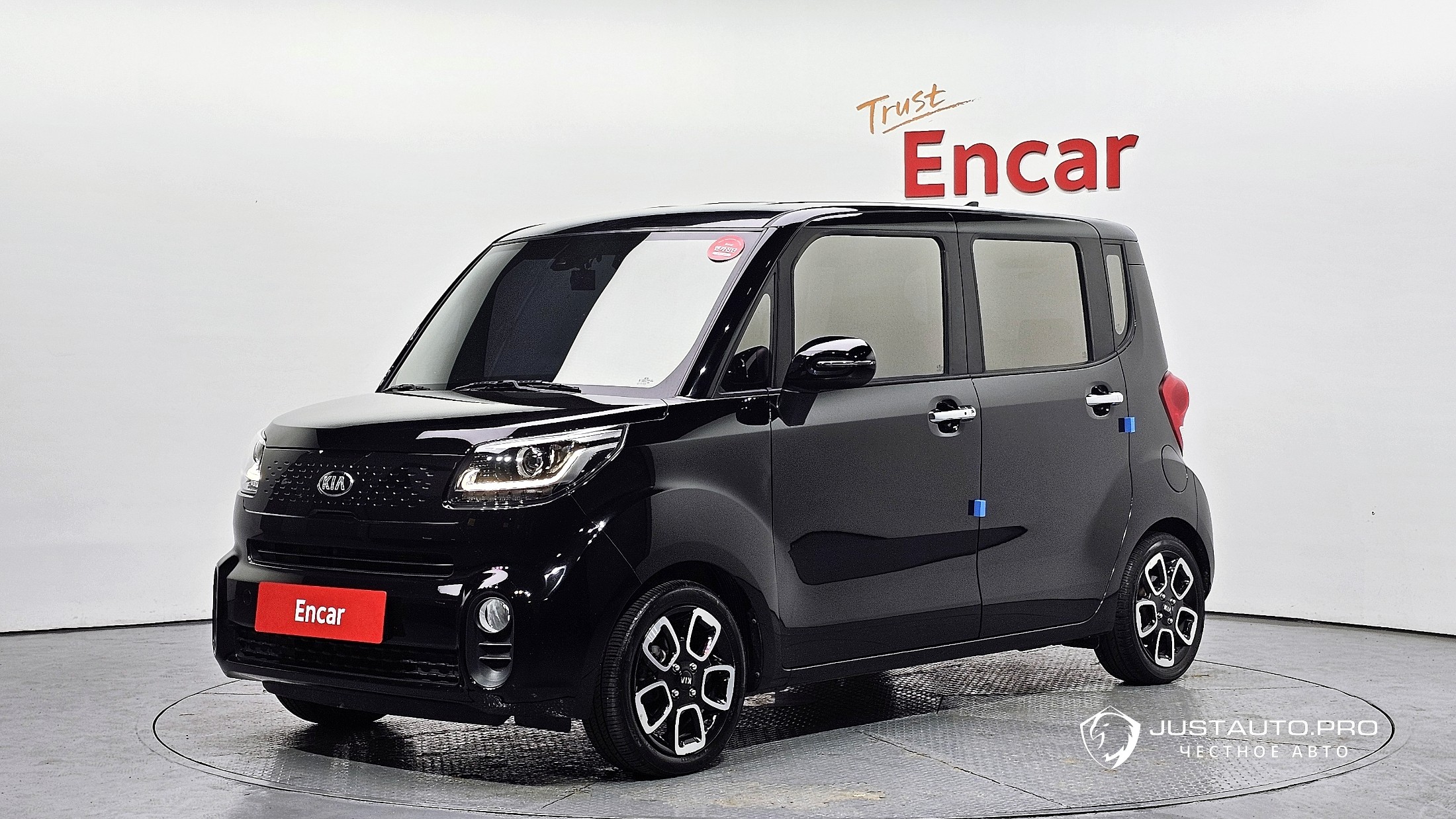 Автомобиль Kia RAY