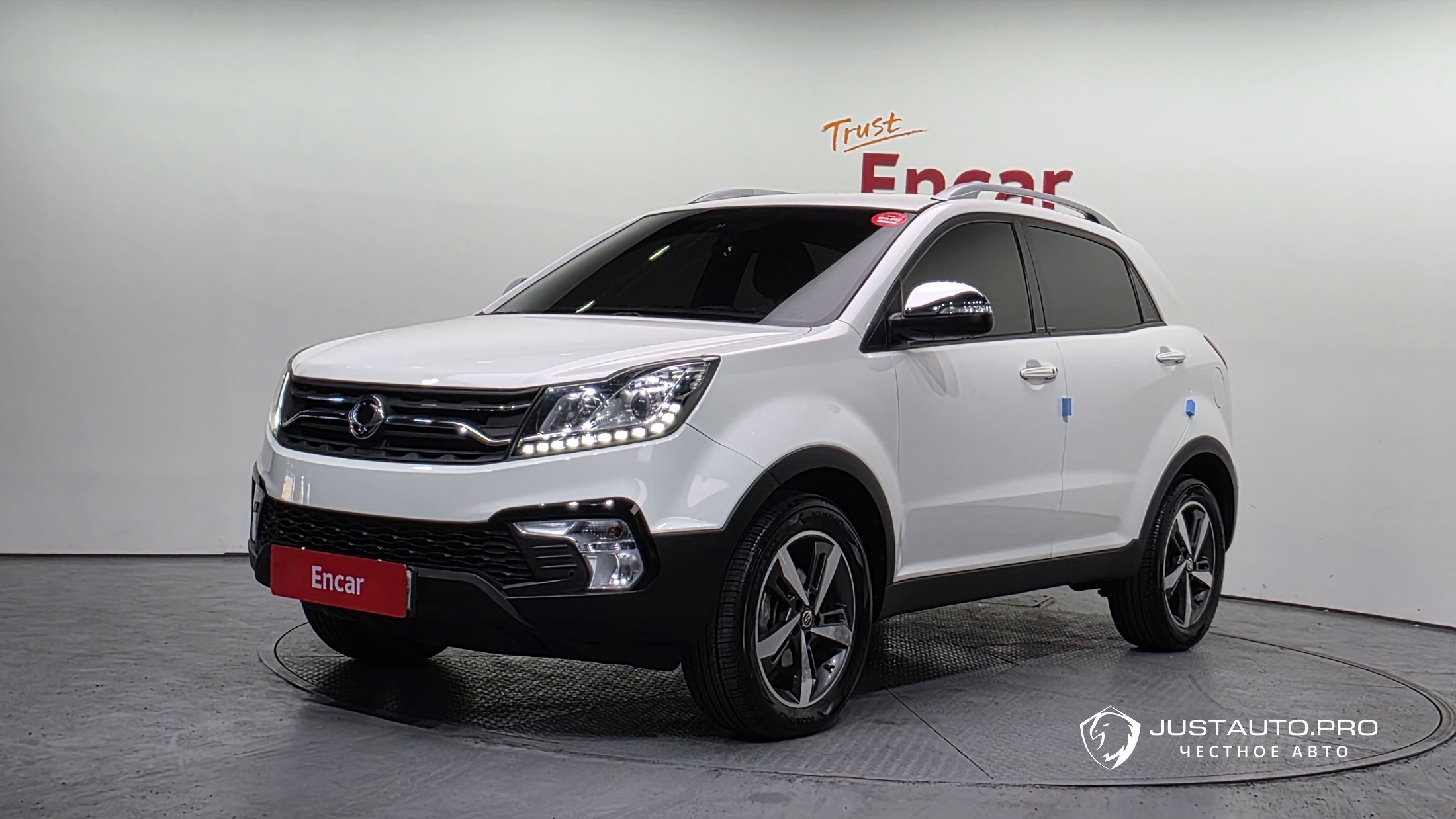 Автомобиль KG_Mobility_Ssangyong KORANDO