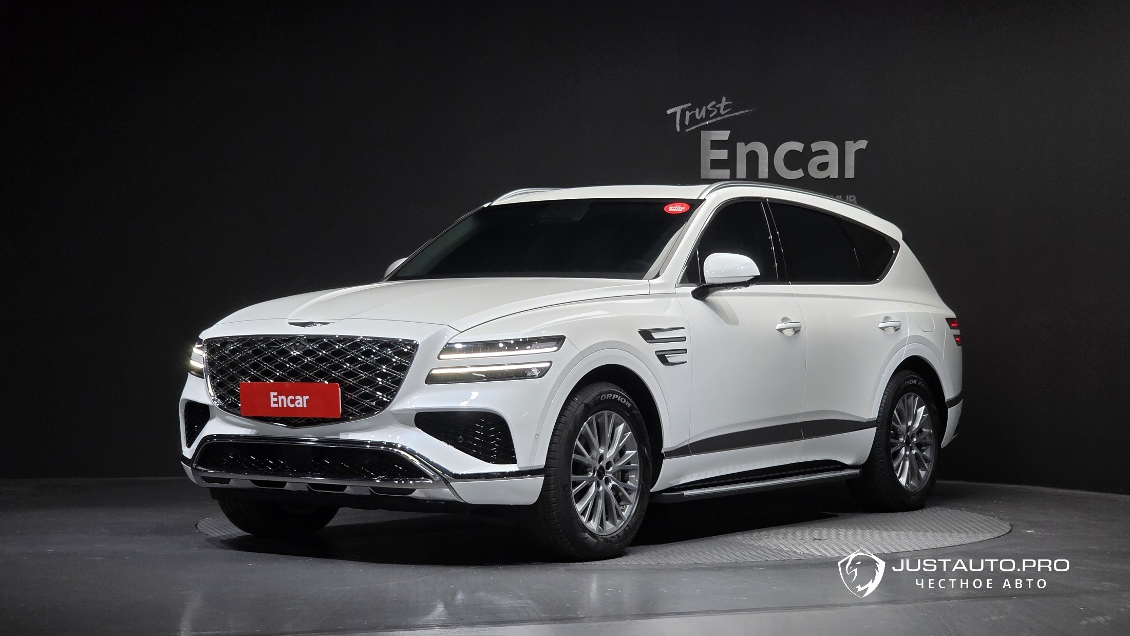 Автомобиль Genesis GV80