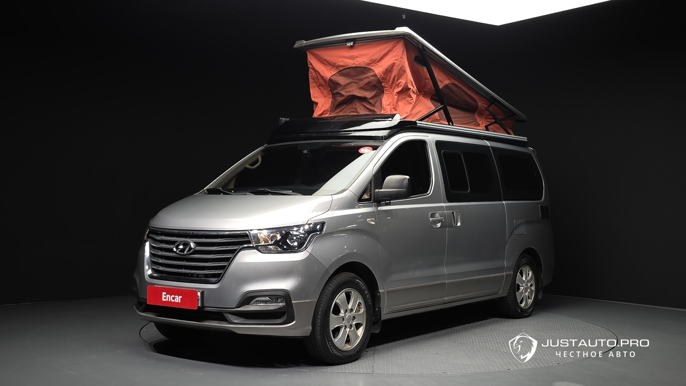 Автомобиль Hyundai Starex