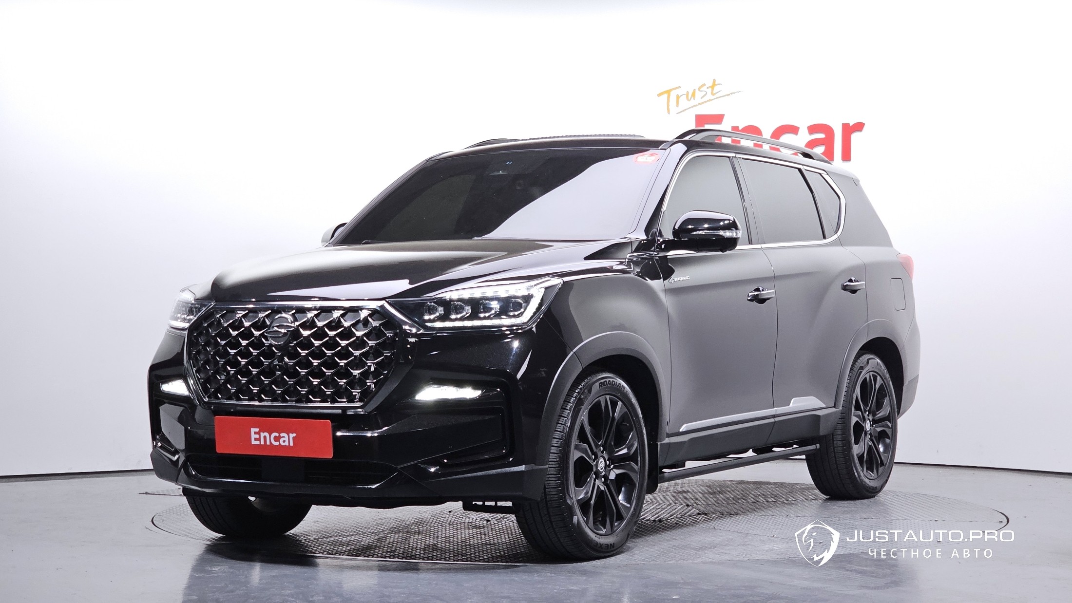 Автомобиль KG_Mobility_Ssangyong Rexton