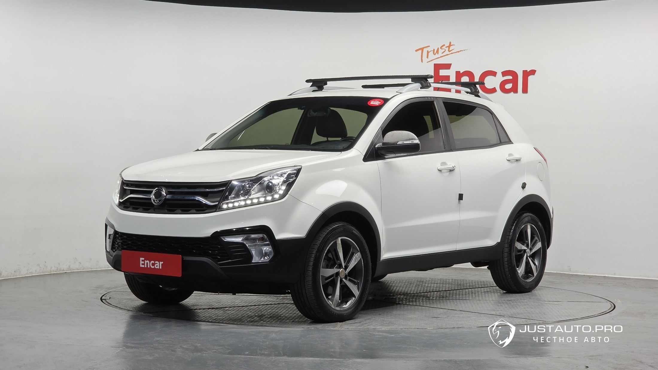 Автомобиль KG_Mobility_Ssangyong KORANDO