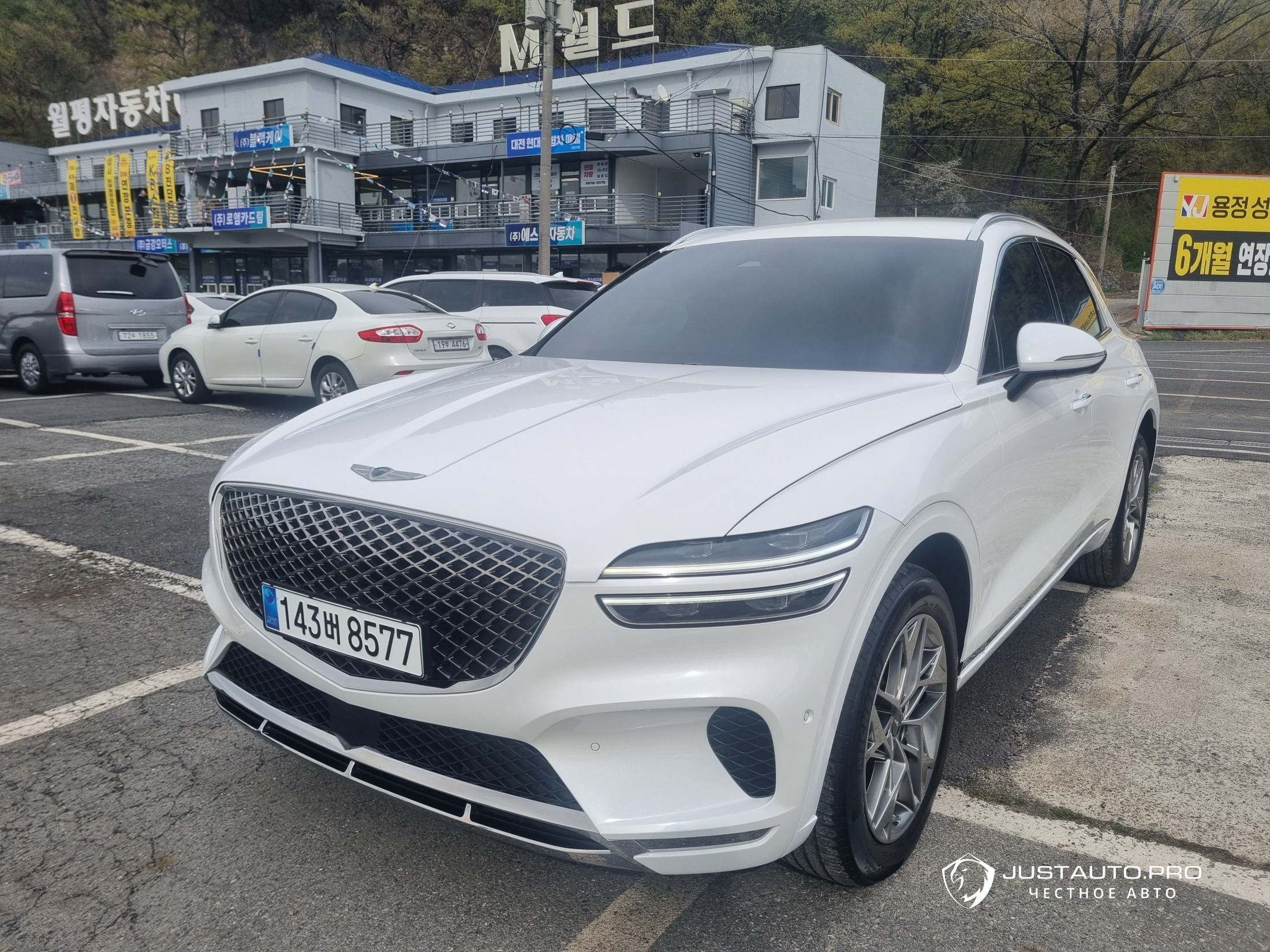 Автомобиль Genesis GV70