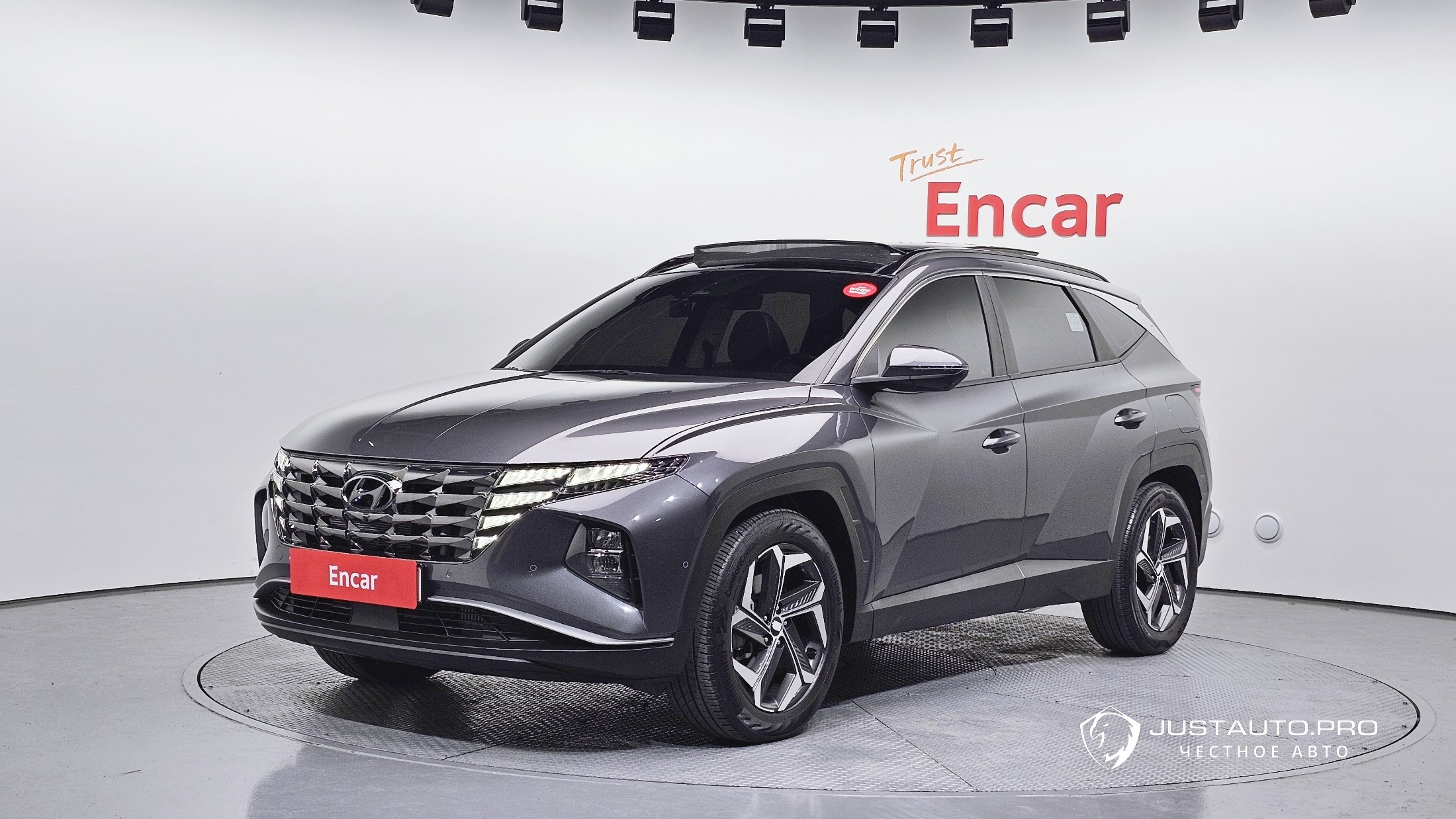 Автомобиль Hyundai Tucson