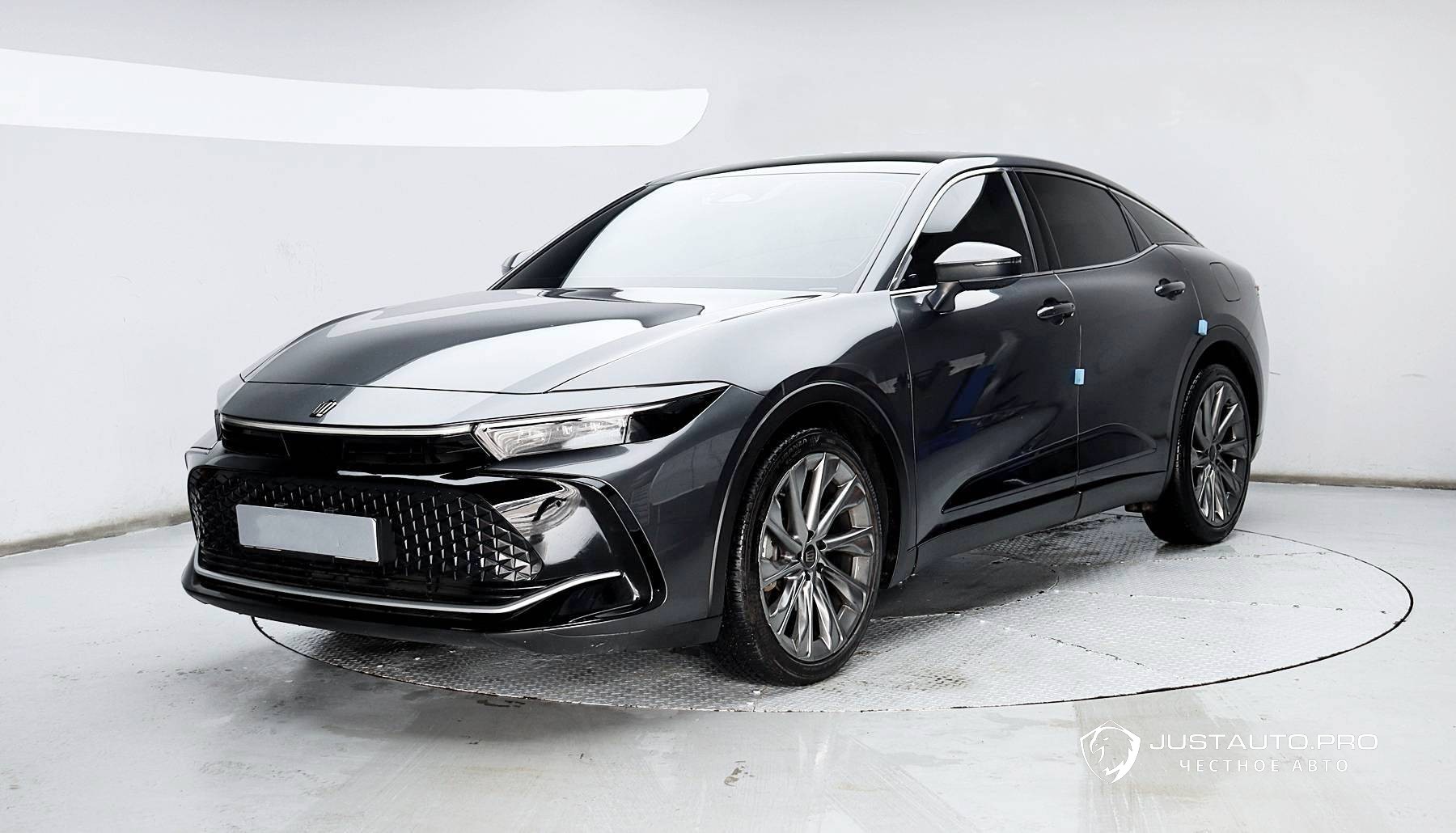 Автомобиль Toyota Crown