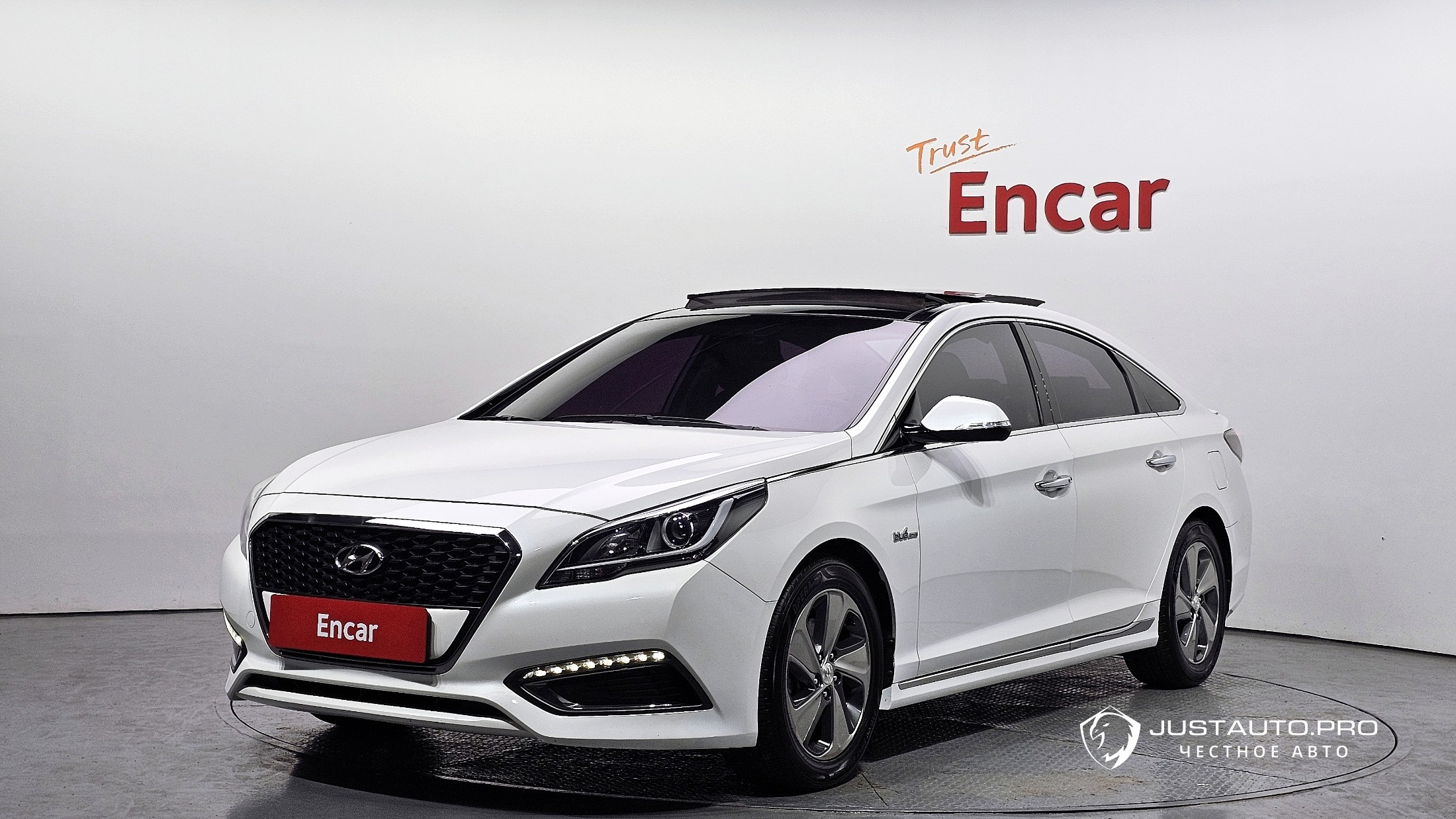 Автомобиль Hyundai Sonata