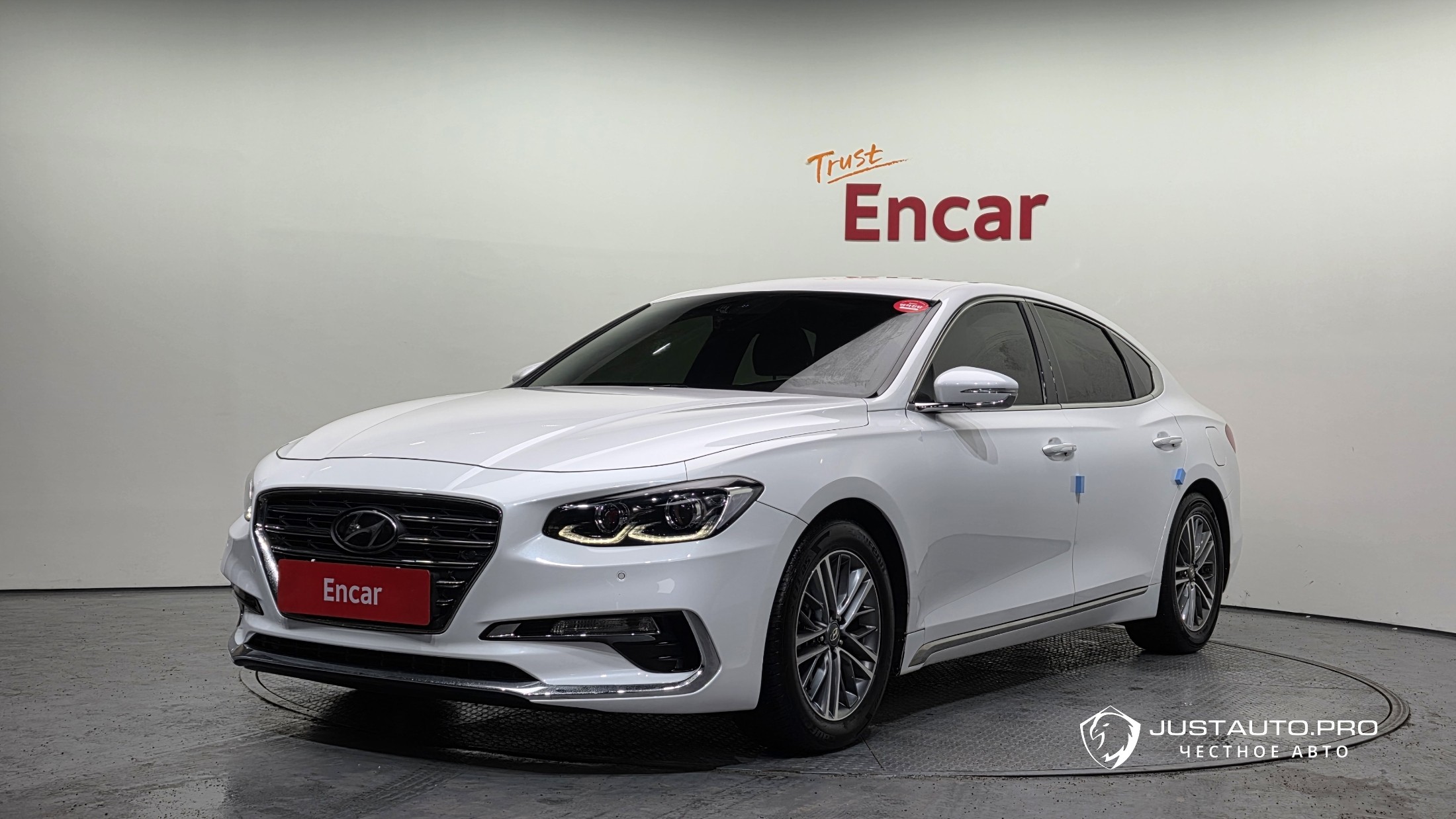 Автомобиль Hyundai Grandeur