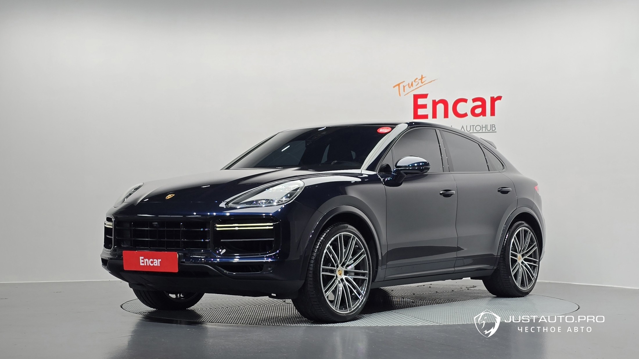 Автомобиль Porsche Cayenne