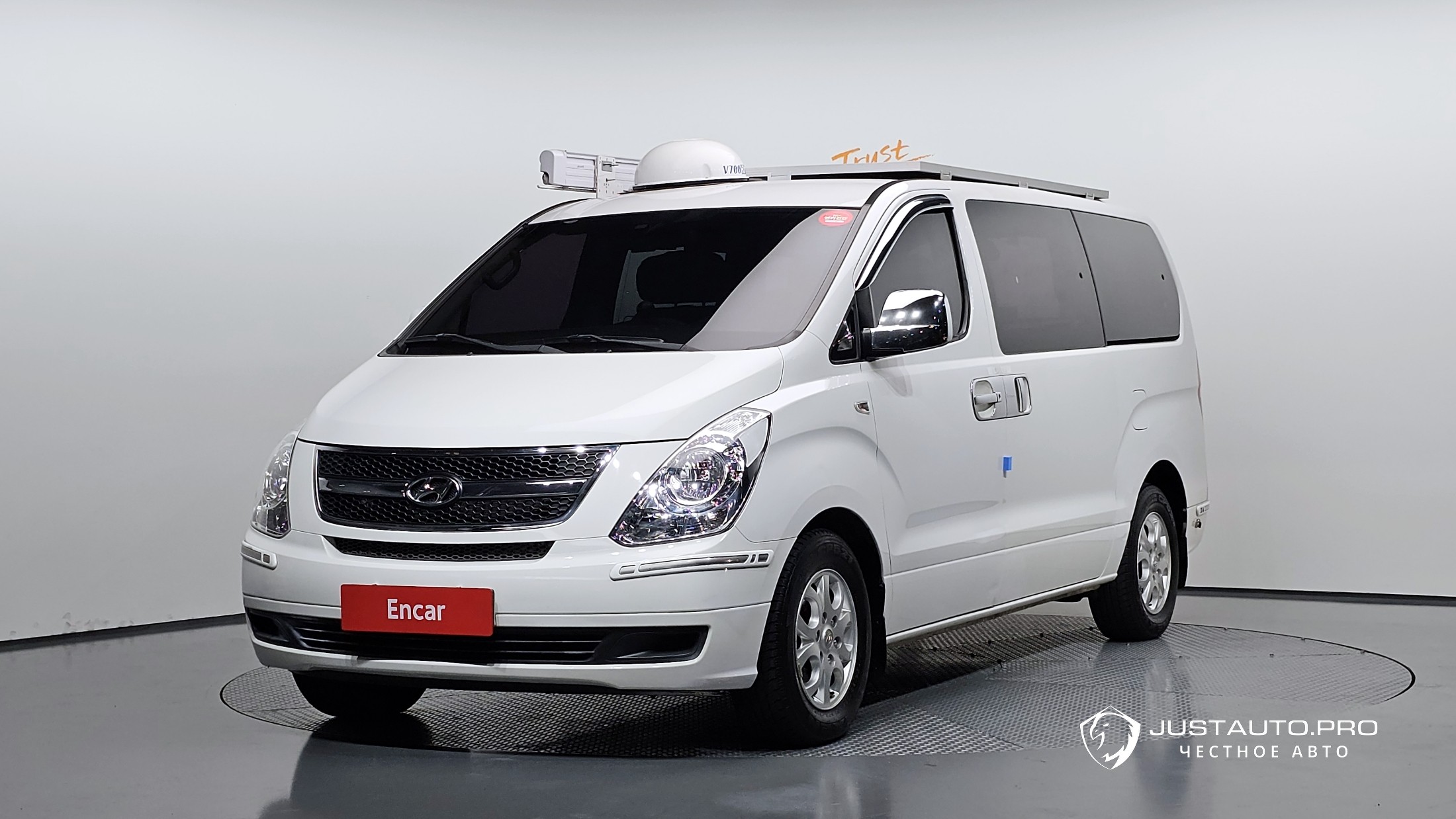 Автомобиль Hyundai Starex
