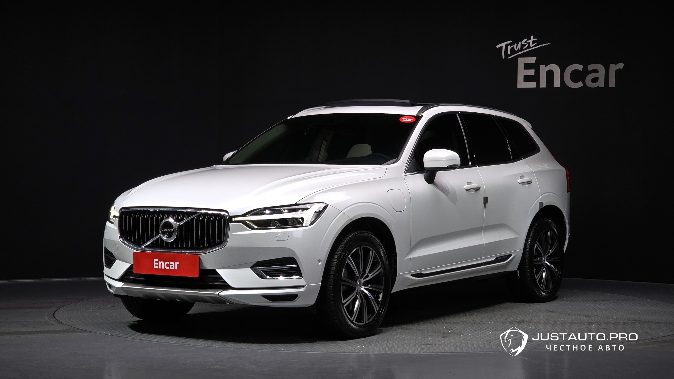 Автомобиль Volvo XC60