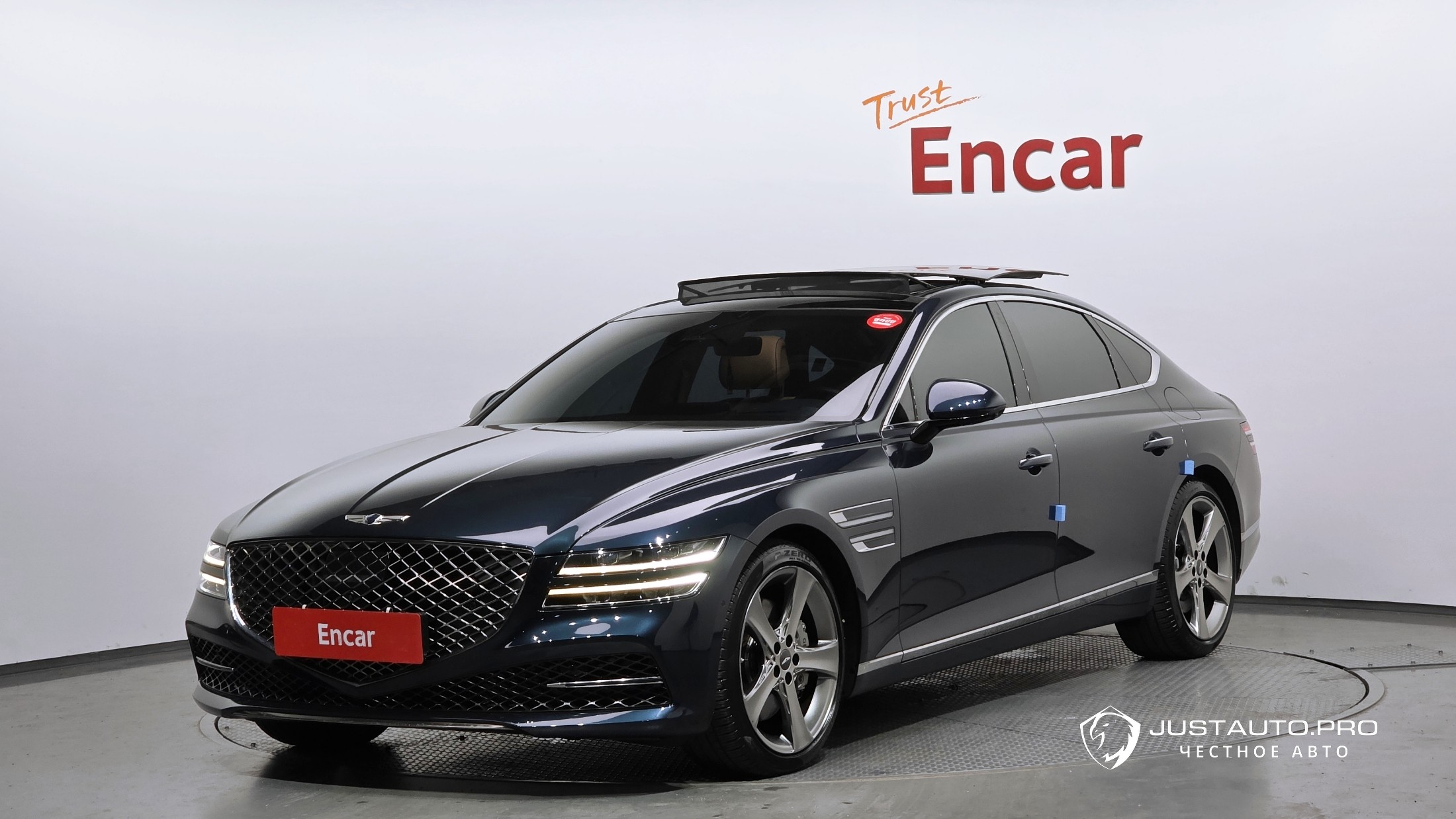 Автомобиль Genesis G80