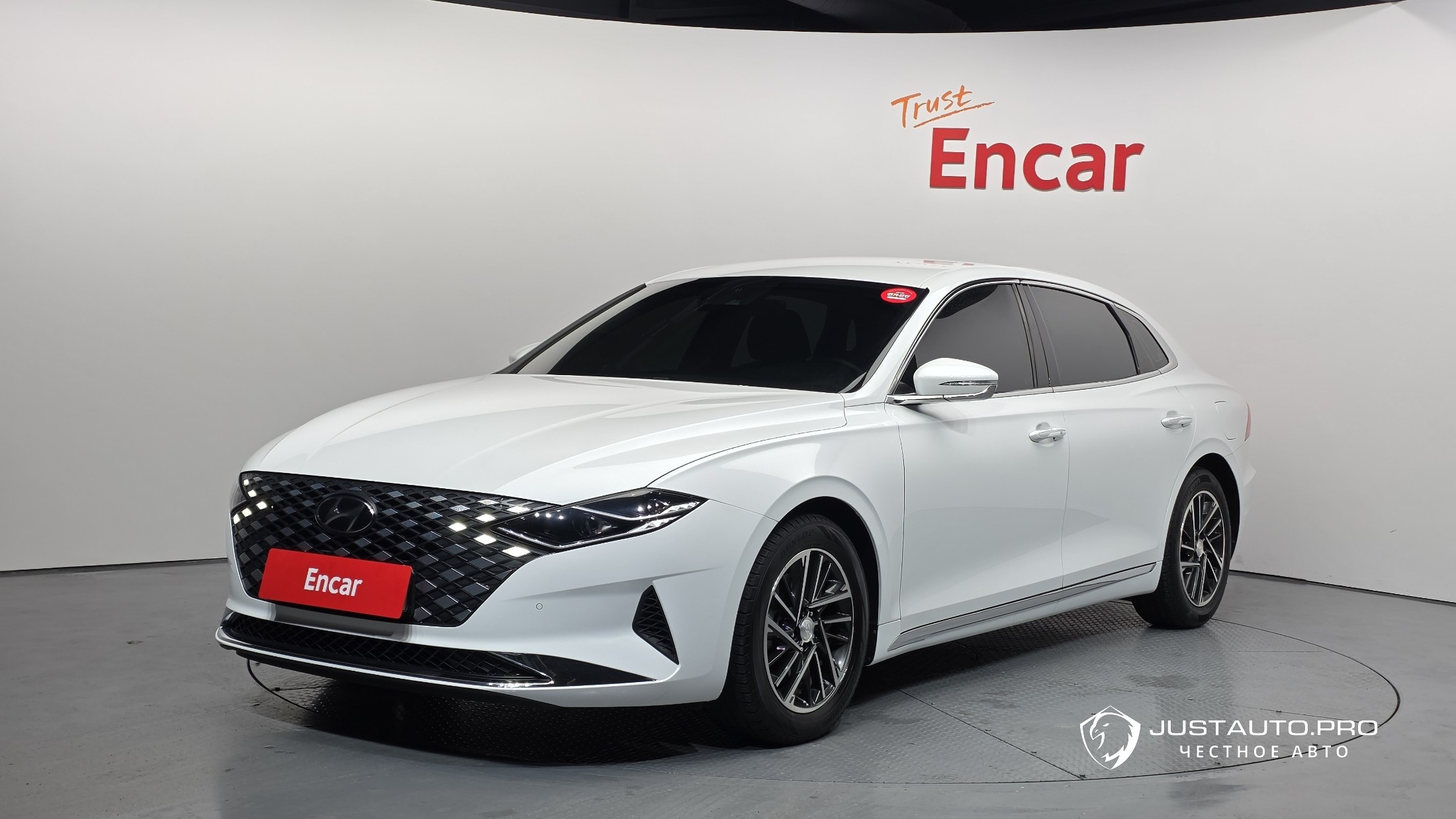 Автомобиль Hyundai Grandeur