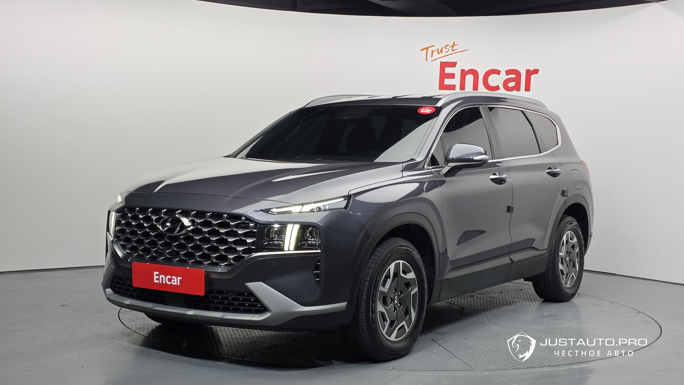 Автомобиль Hyundai Santafe