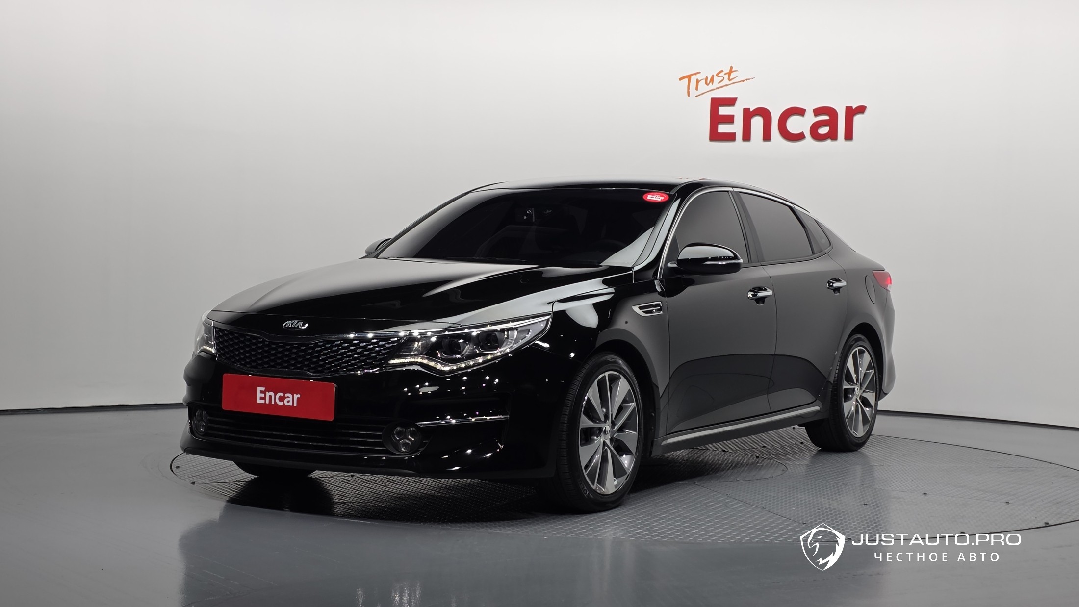 Автомобиль Kia K5