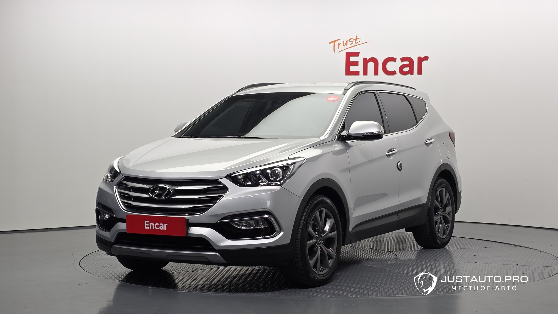 Автомобиль Hyundai Santafe