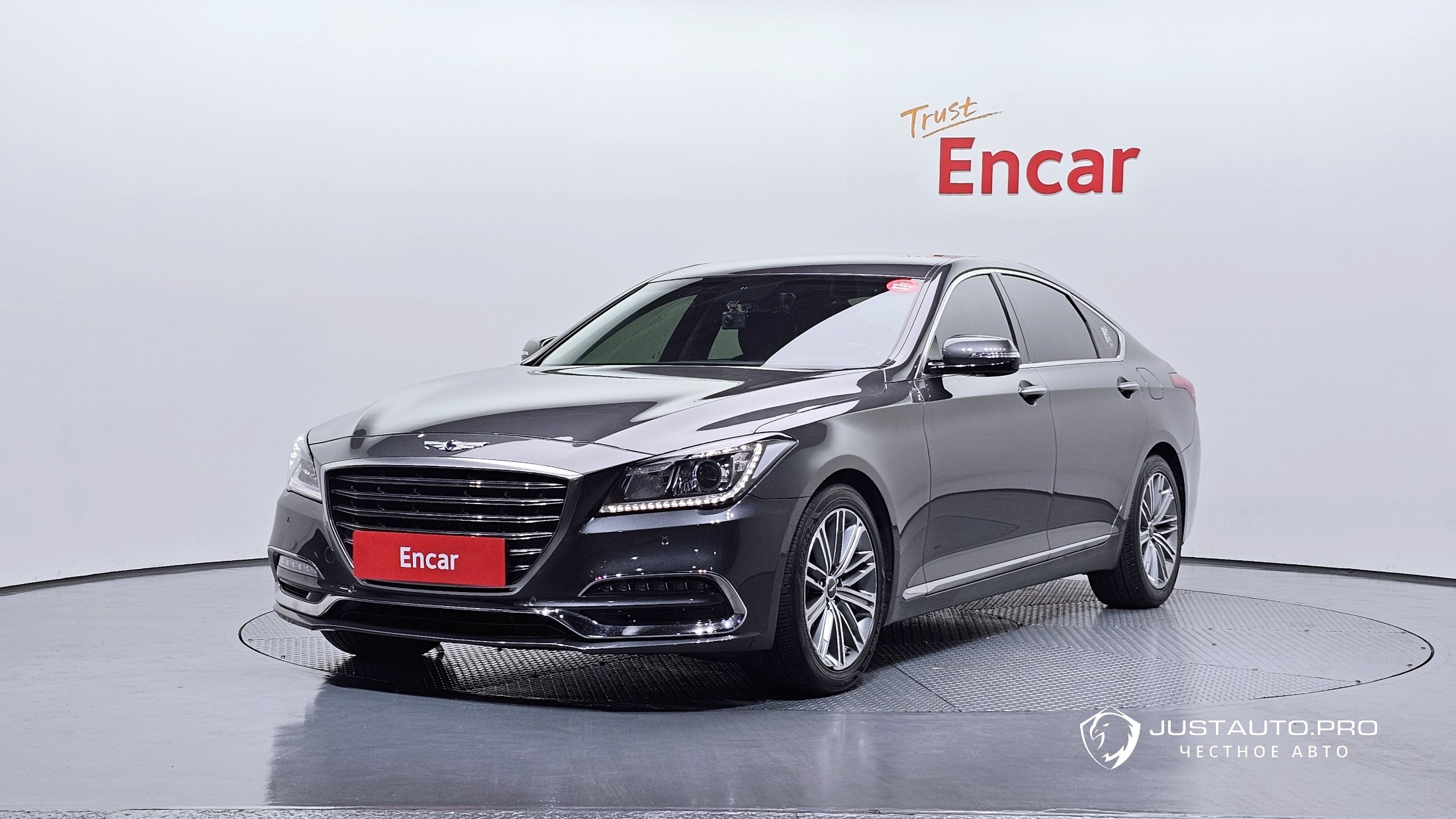 Автомобиль Genesis G80