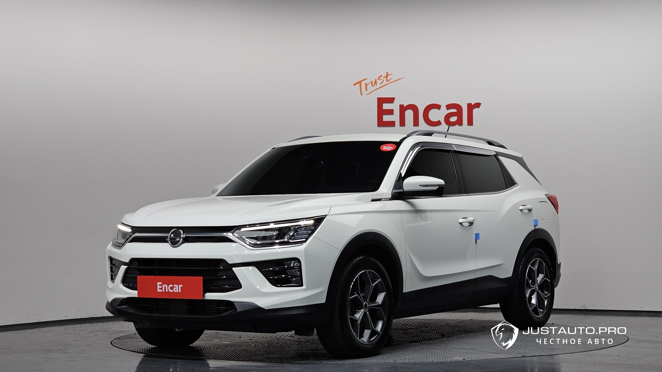 Автомобиль KG_Mobility_Ssangyong KORANDO