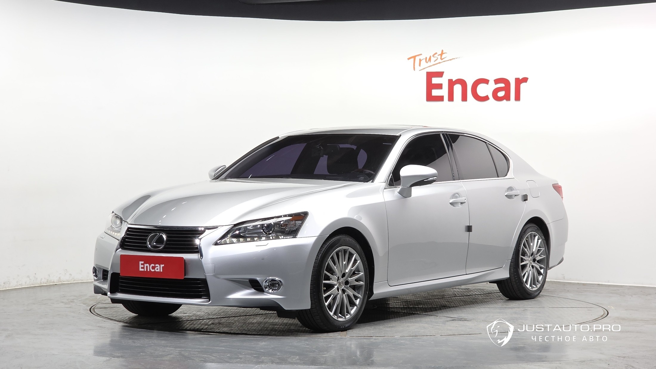 Автомобиль Lexus GS