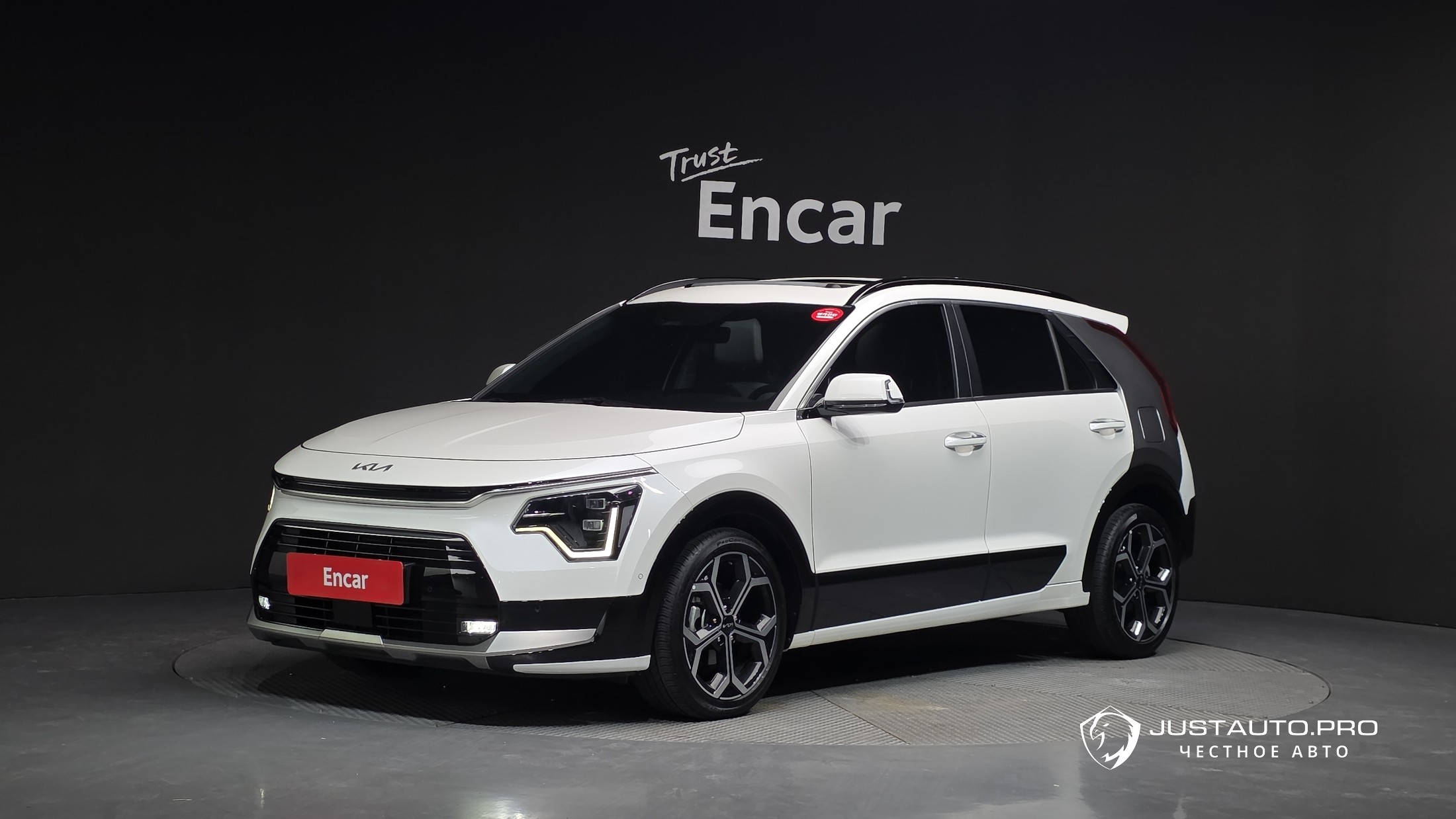 Автомобиль Kia Niro