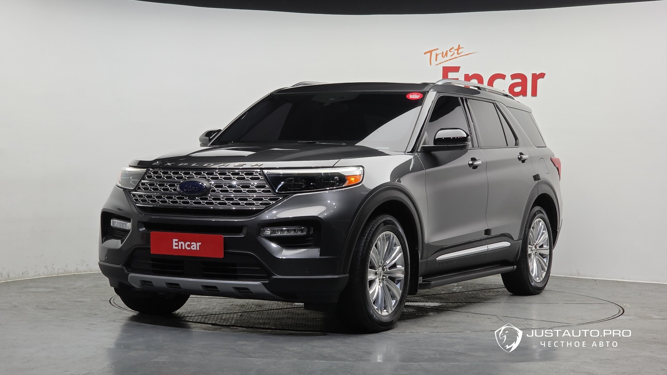 Автомобиль Ford Explorer