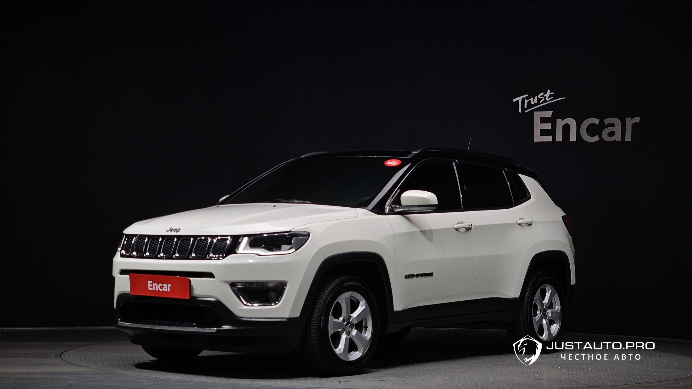 Автомобиль Jeep Compass