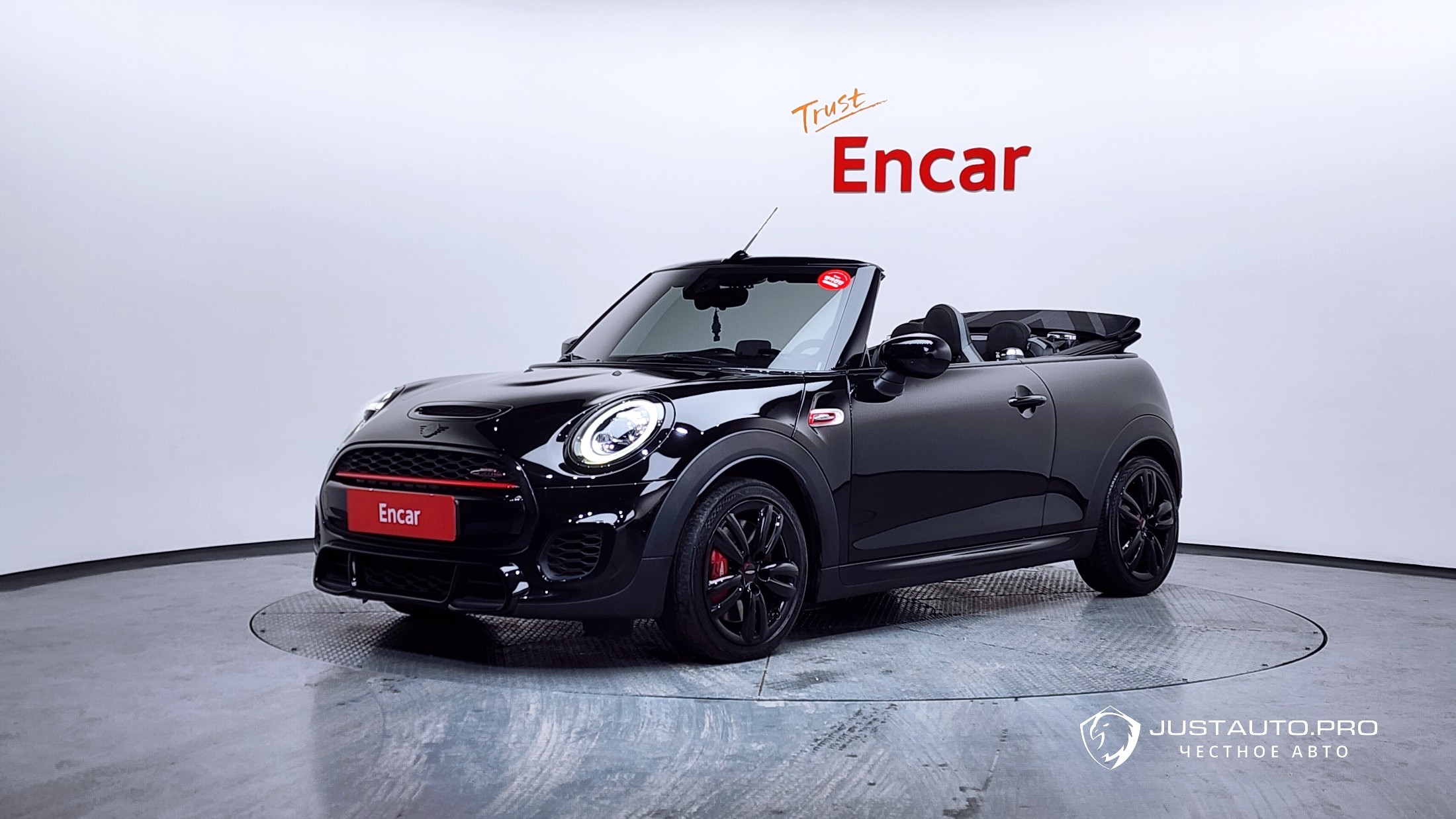 Автомобиль Mini Cooper Convertible