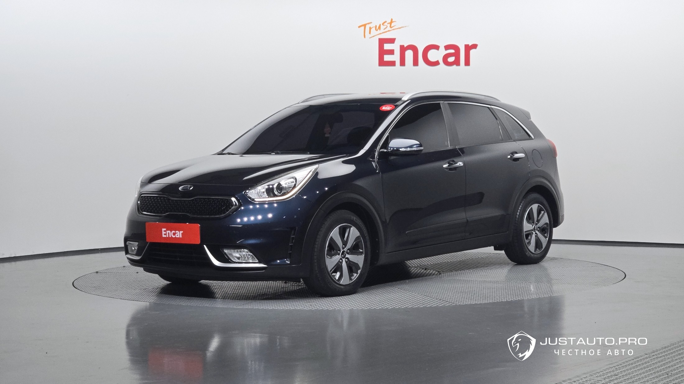Автомобиль Kia Niro