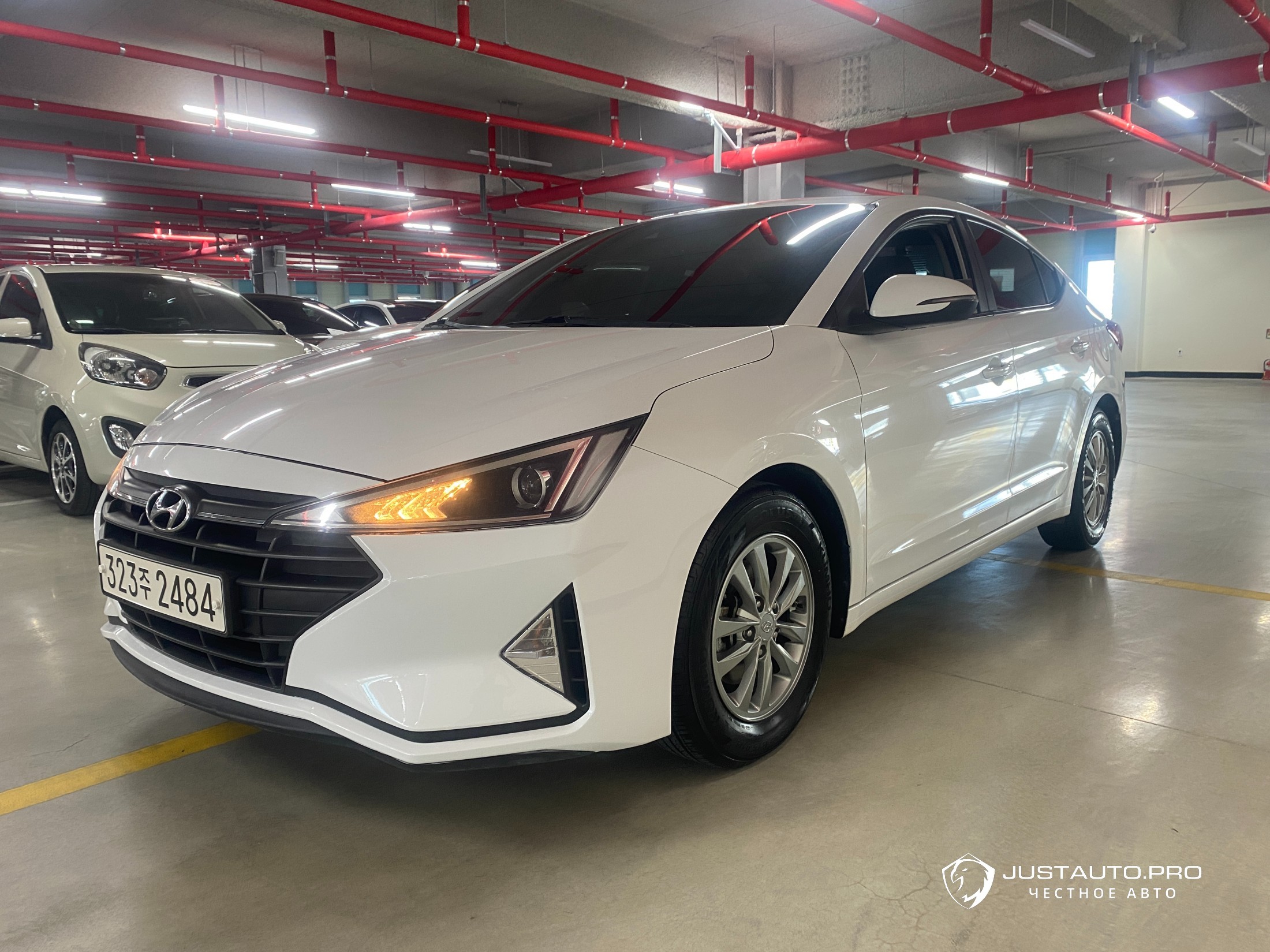 Автомобиль Hyundai AVANTE