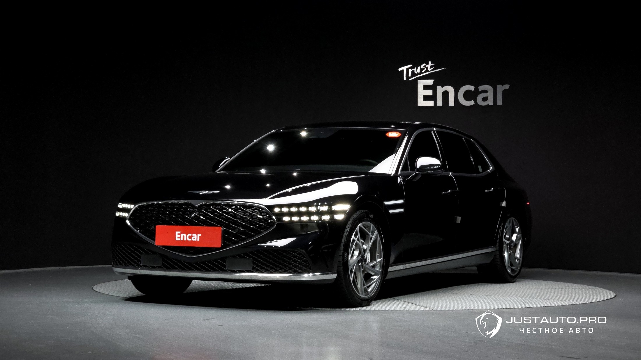 Автомобиль Genesis G90