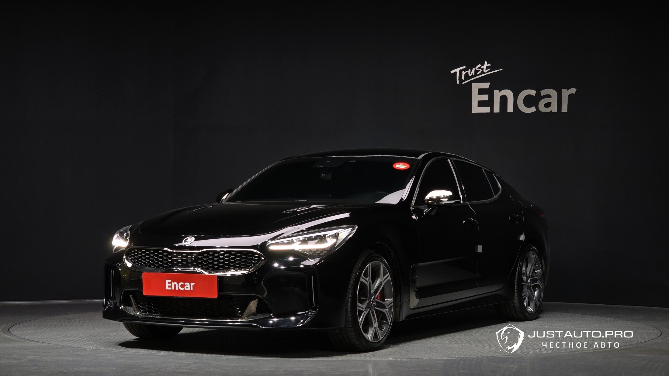 Автомобиль Kia Stinger