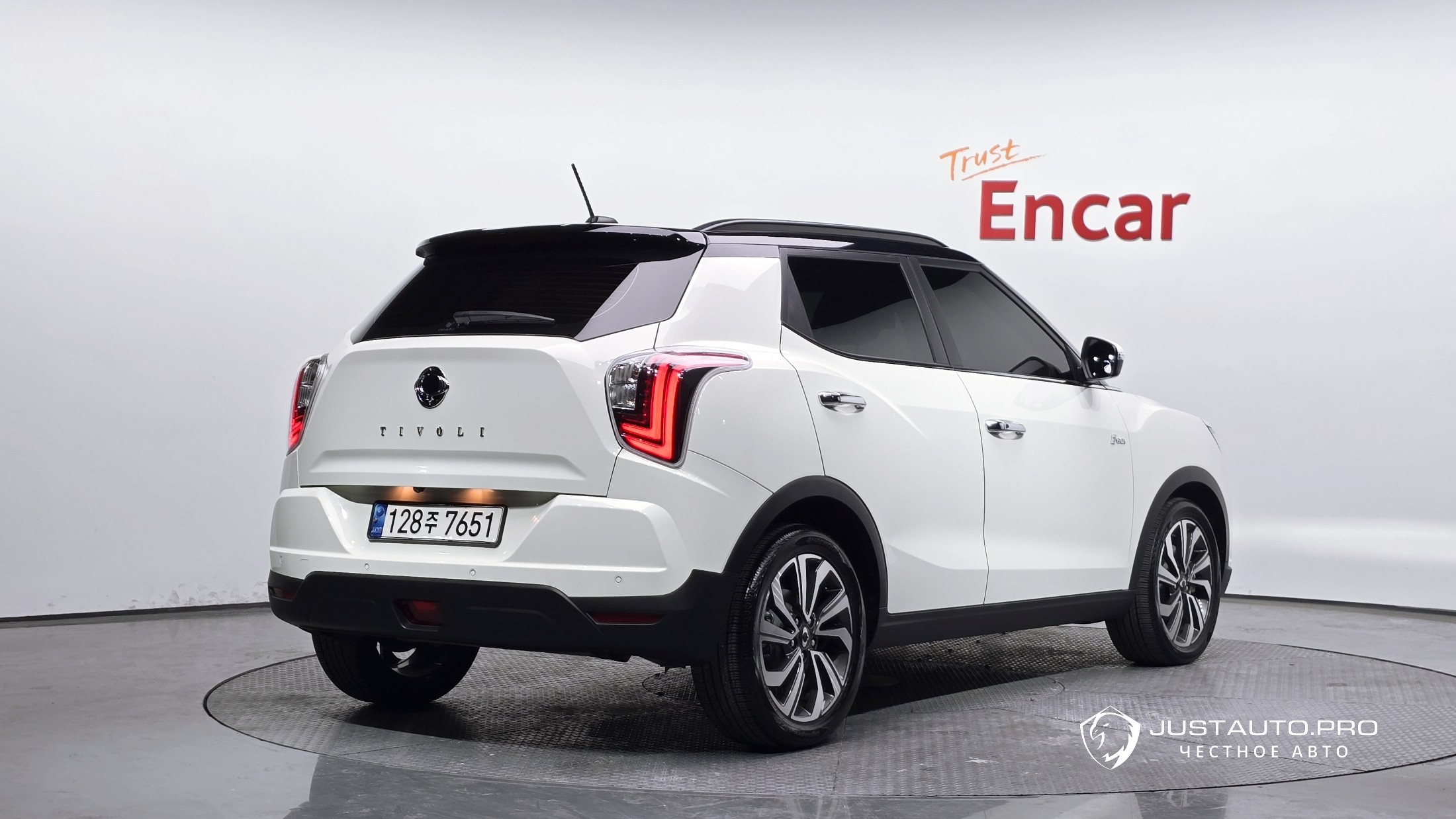 Автомобиль KG_Mobility_Ssangyong TIBOLI