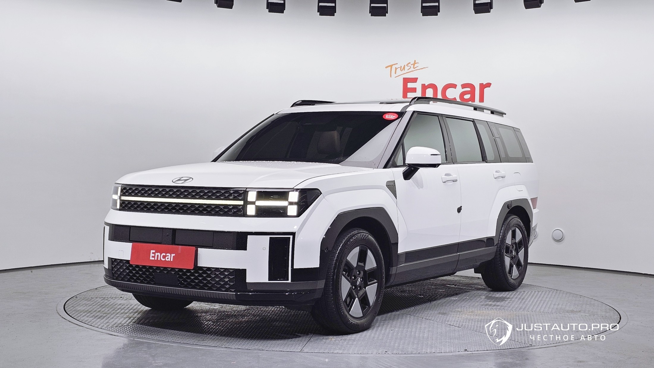 Автомобиль Hyundai Santafe