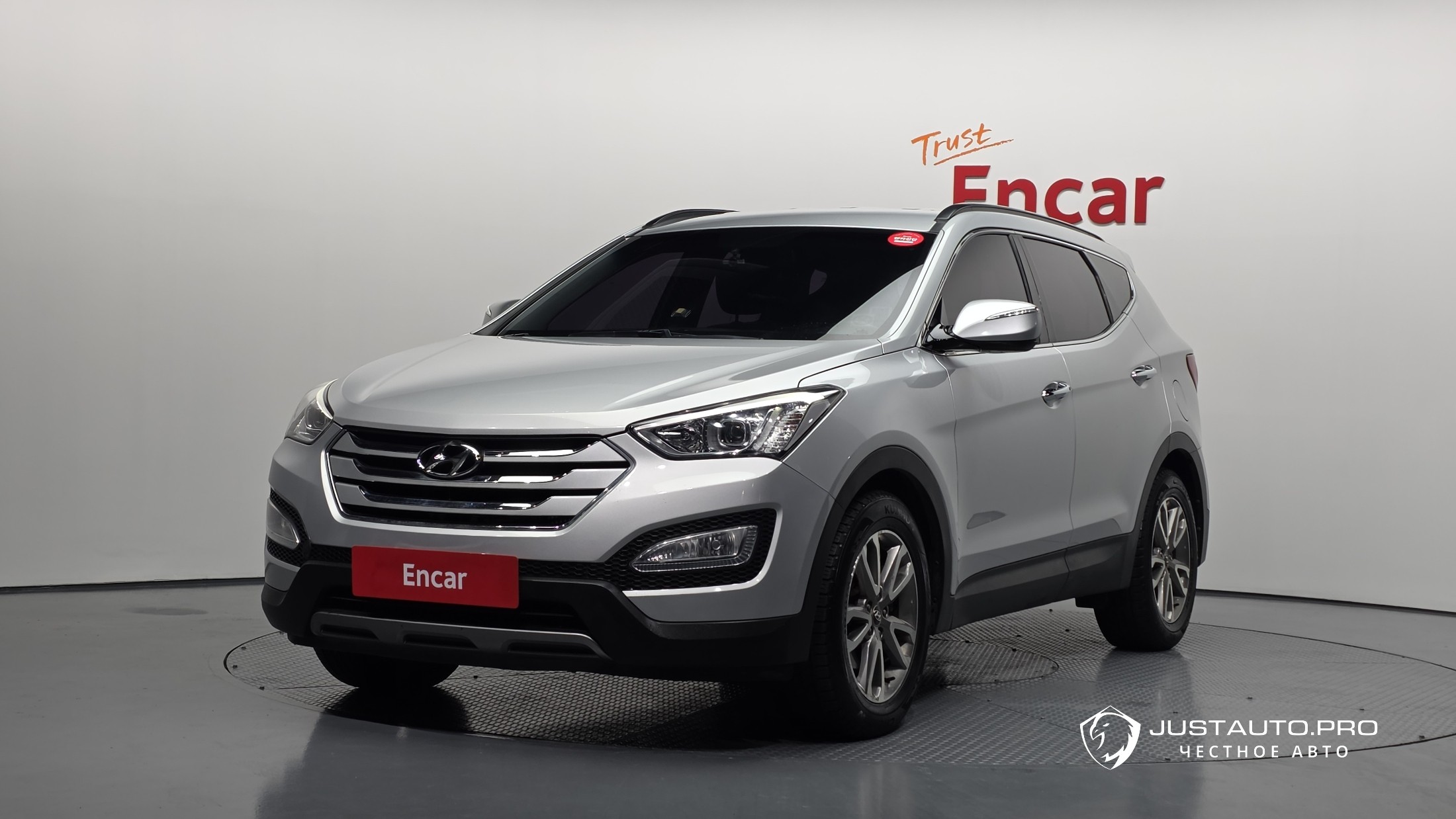 Автомобиль Hyundai Santafe