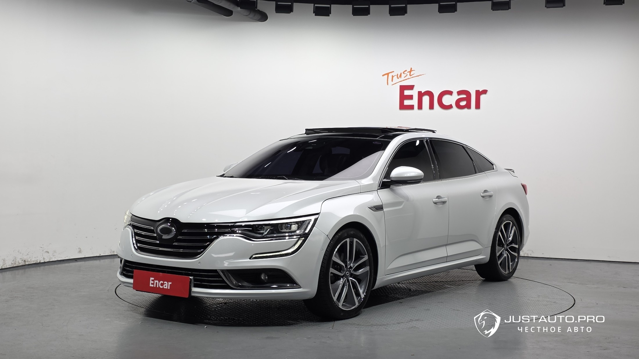 Автомобиль Renault-KoreaSamsung SM6