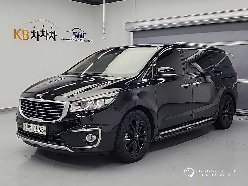 Автомобиль Kia Canival